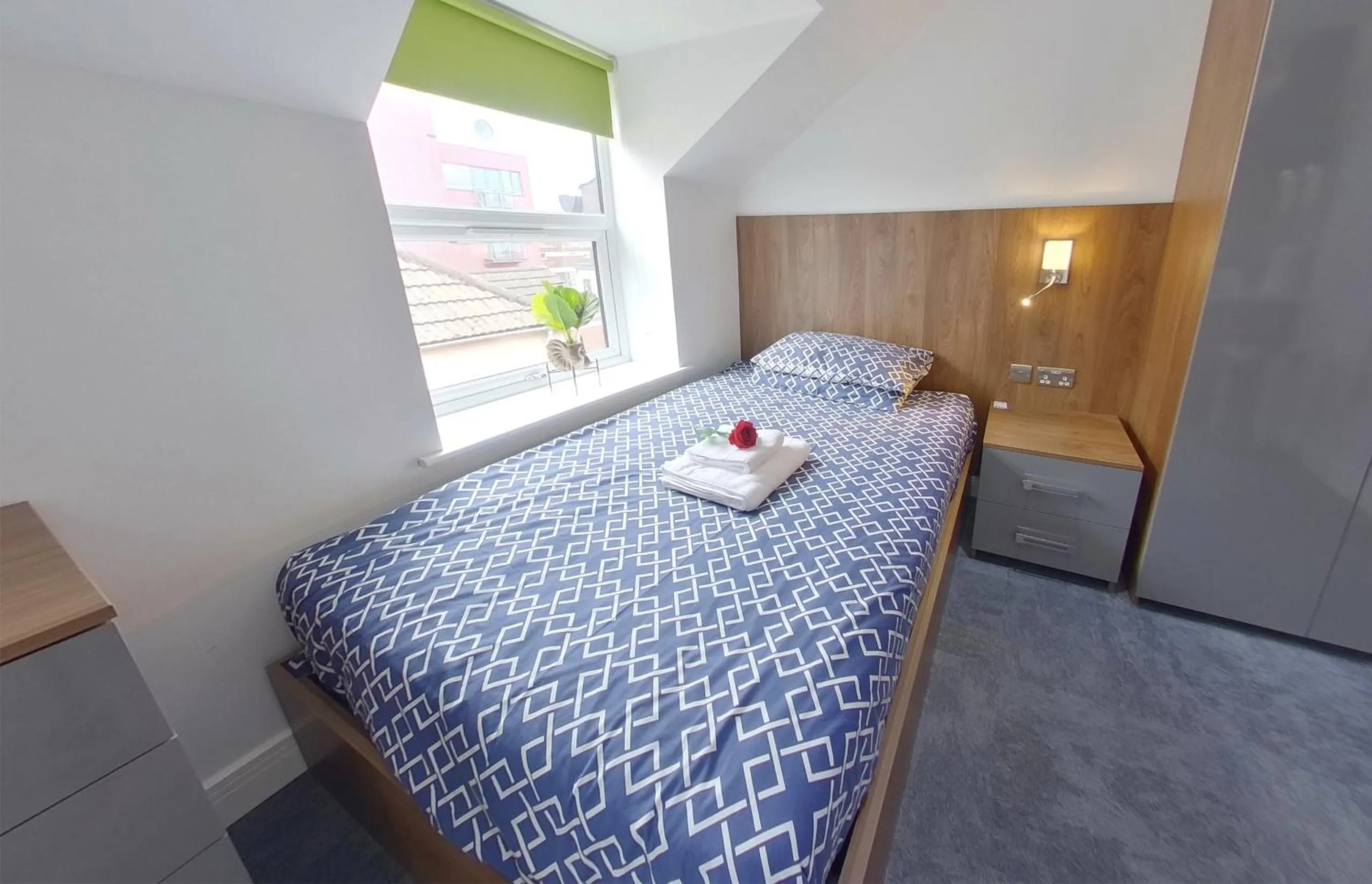 Bed in Victoria House - Deluxe Studios in Coventry City Centre, free parking, by COVSTAYS