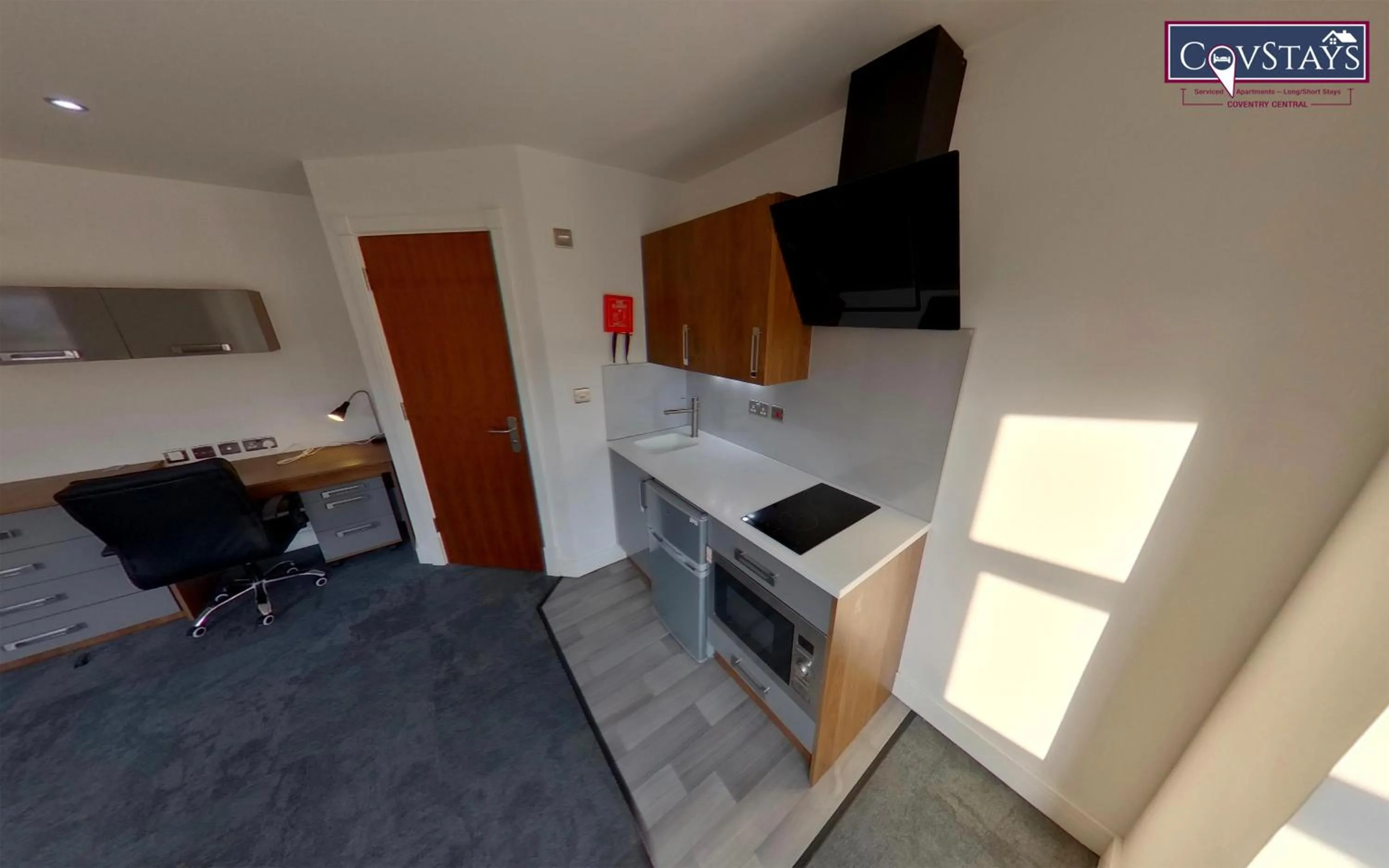 Victoria House - Deluxe Studios in Coventry City Centre, free parking, by COVSTAYS