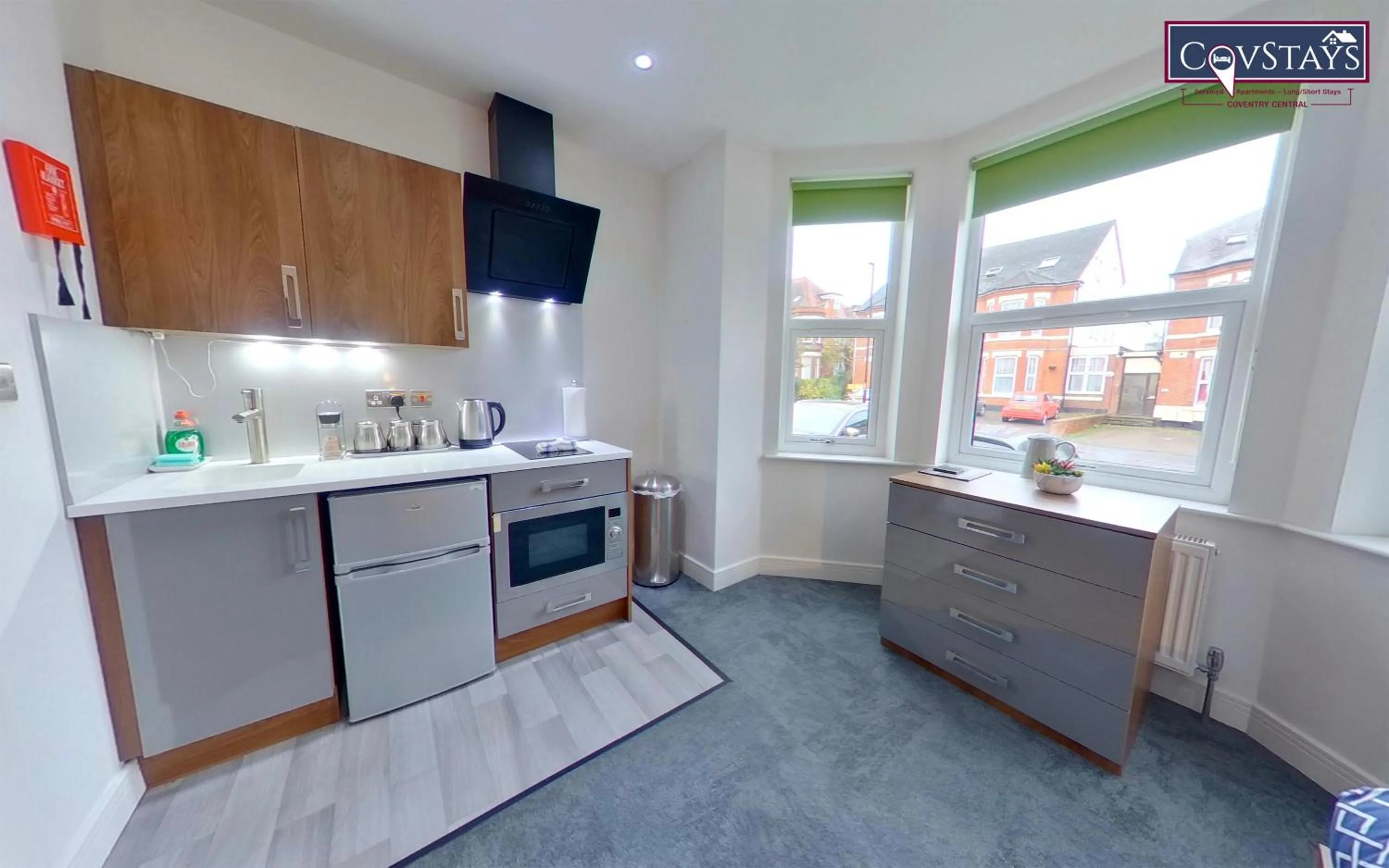 Victoria House - Deluxe Studios in Coventry City Centre, free parking, by COVSTAYS