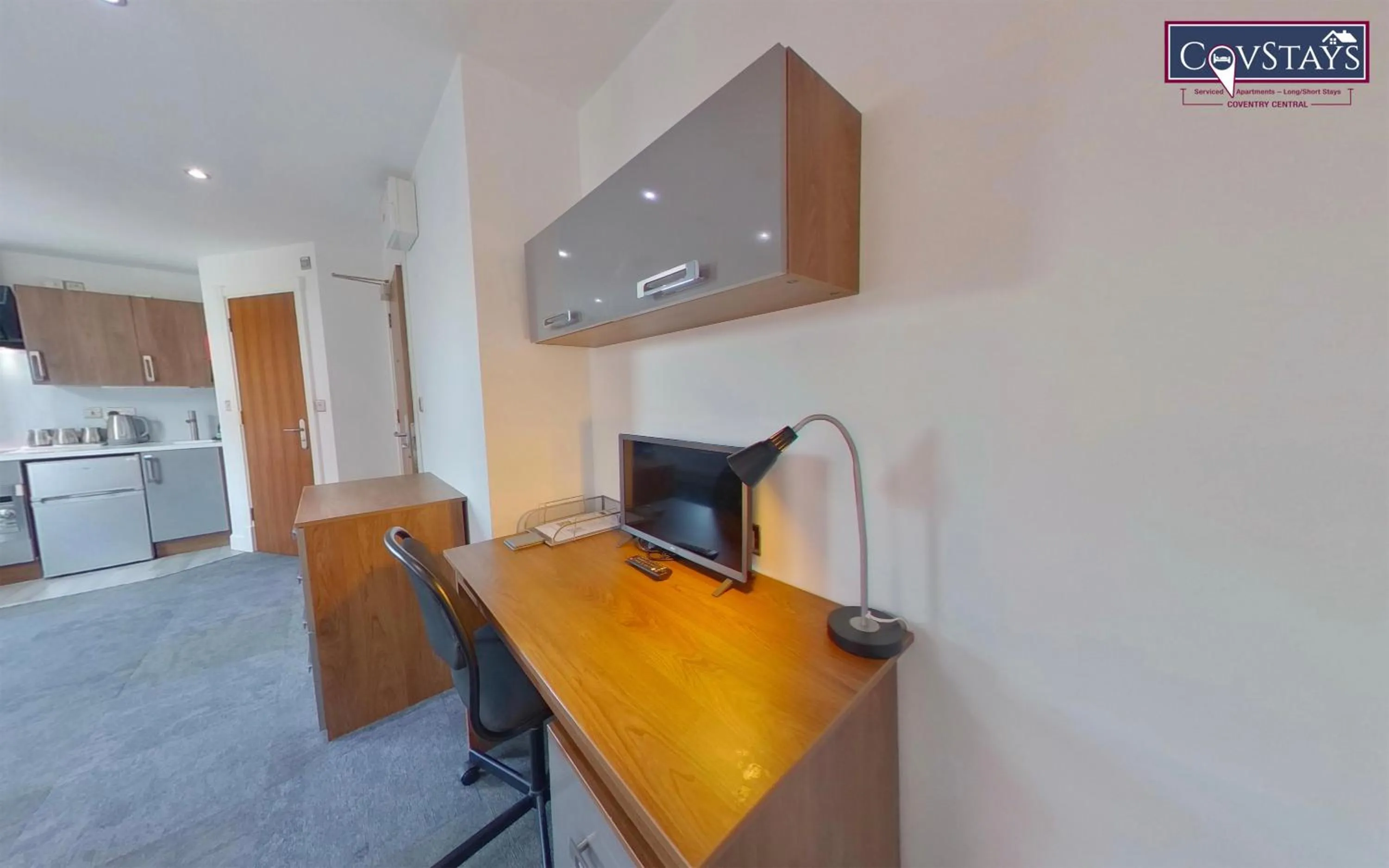Victoria House - Deluxe Studios in Coventry City Centre, free parking, by COVSTAYS