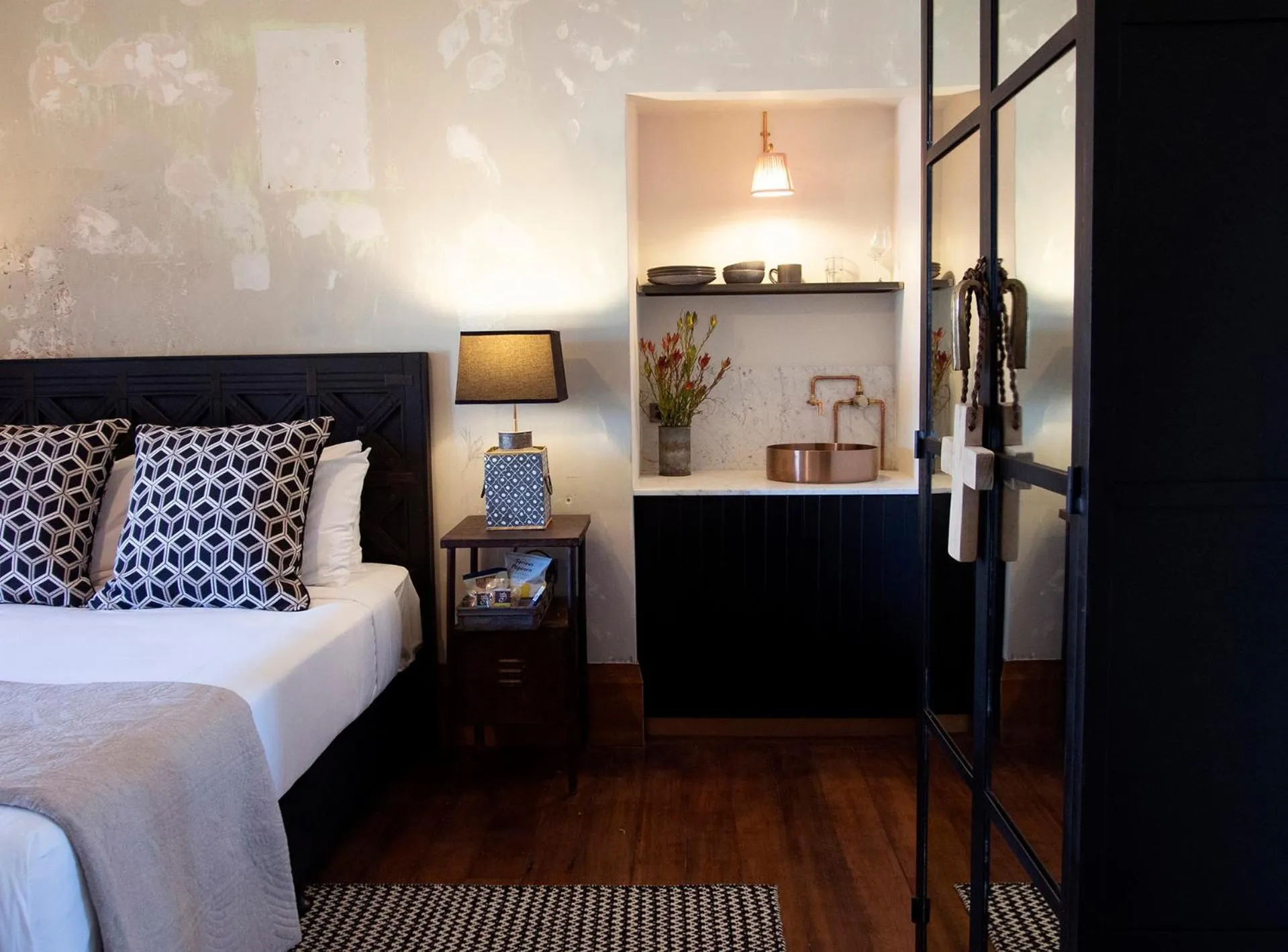Kitchen or kitchenette, Bed in The Convent Boutique Hotel
