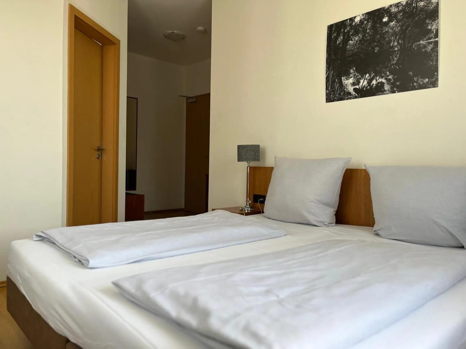 Bed in Landgasthof zur Sonne I Hotel & Restaurant