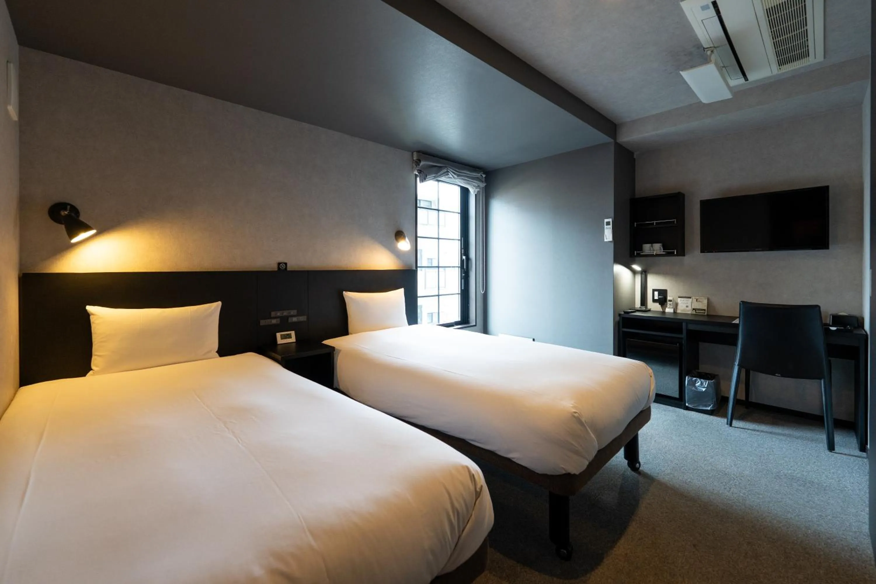 Bed in HOTEL TABARD TOKYO