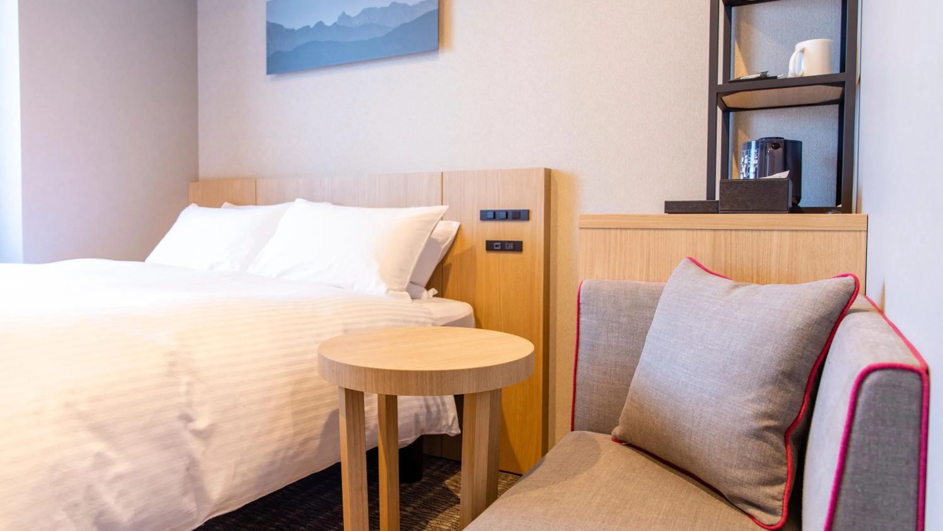Photo of the whole room, Bed in KOKO HOTEL Hidatakayama - formaly Hotel Wing Hida Takayama