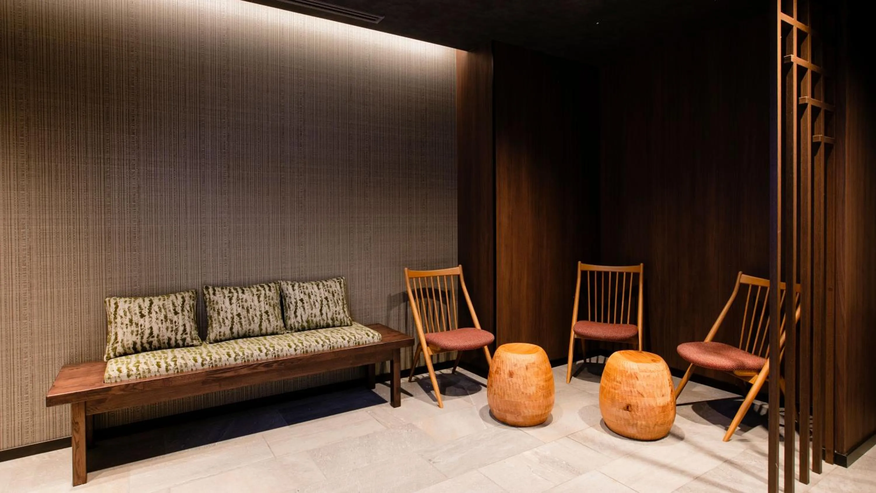 Lobby or reception in KOKO HOTEL Hidatakayama - formaly Hotel Wing Hida Takayama