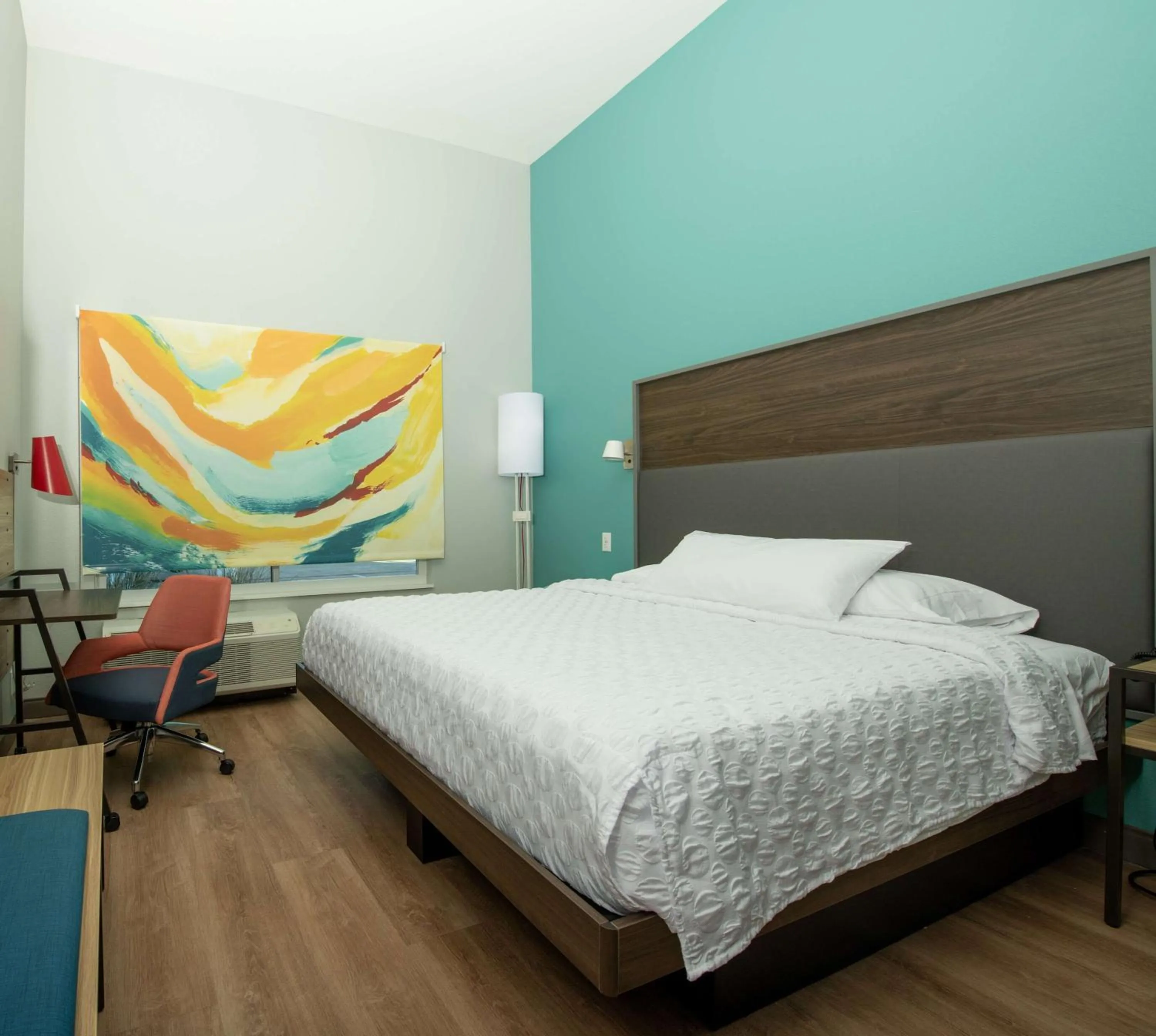 Bedroom, Bed in Tru By Hilton The Colony