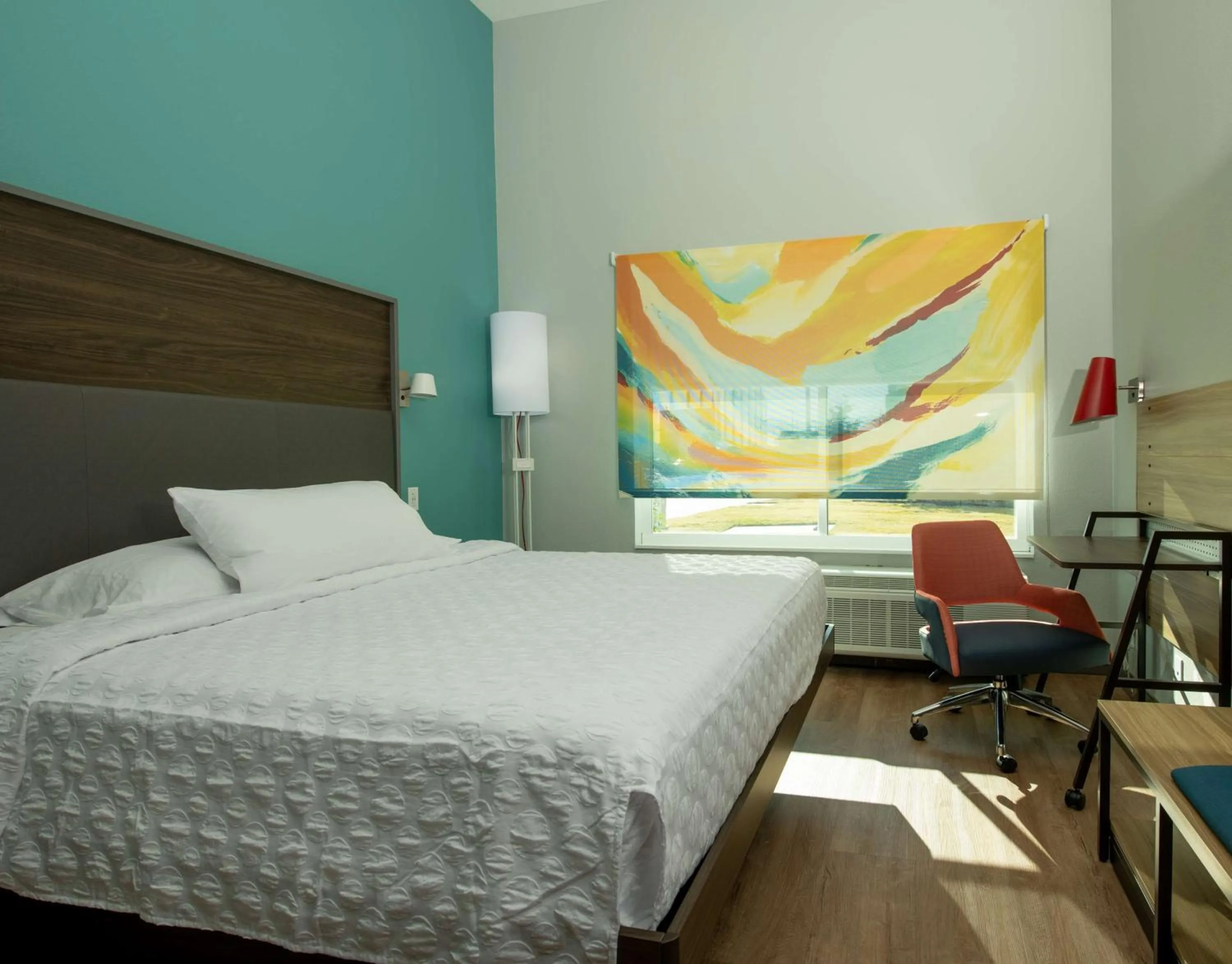 Bedroom, Bed in Tru By Hilton The Colony