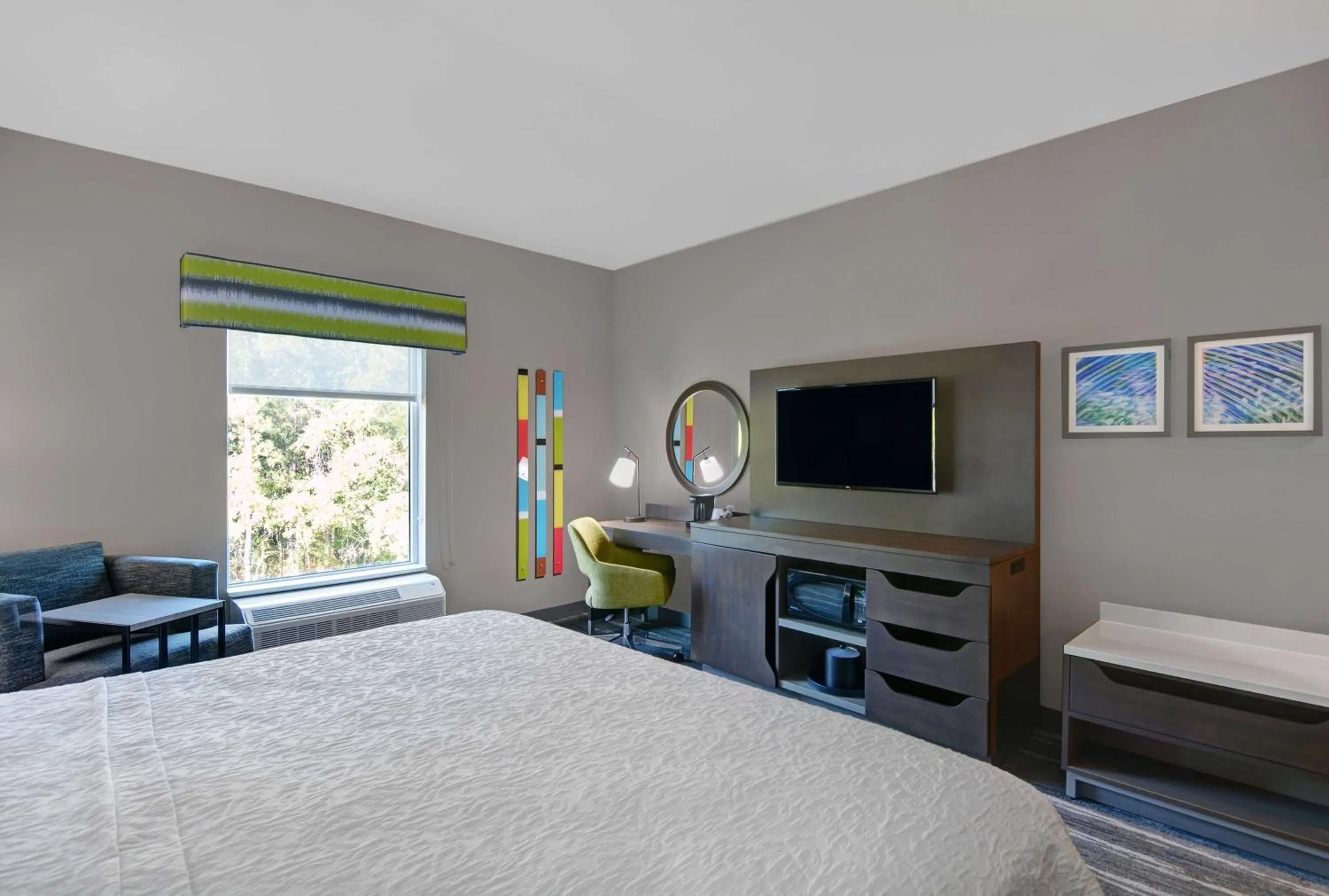 Bedroom, Bed in Hampton Inn And Suites Macclenny I-10