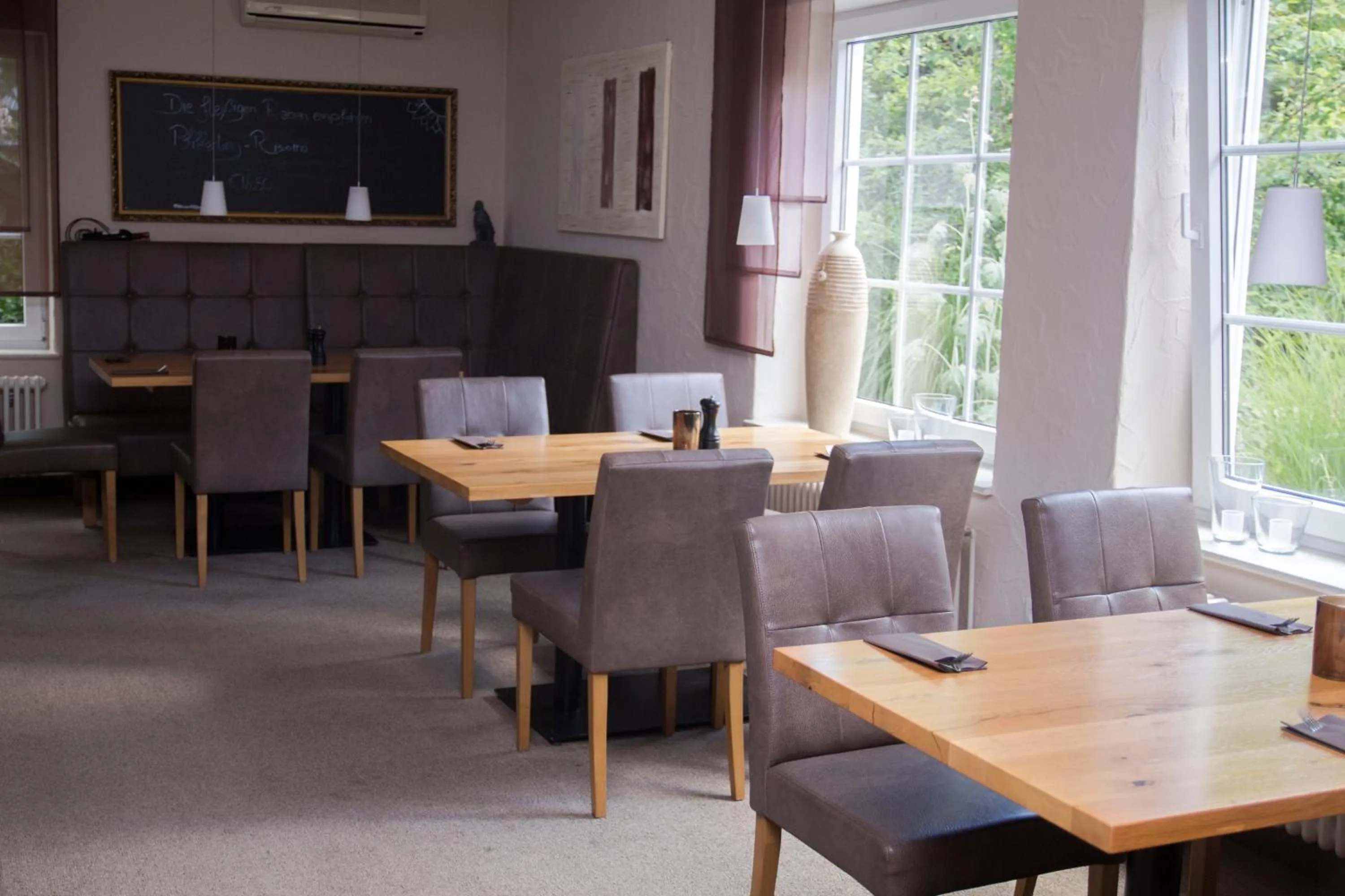 Restaurant/Places to Eat in Waldidyll Rabenhorst