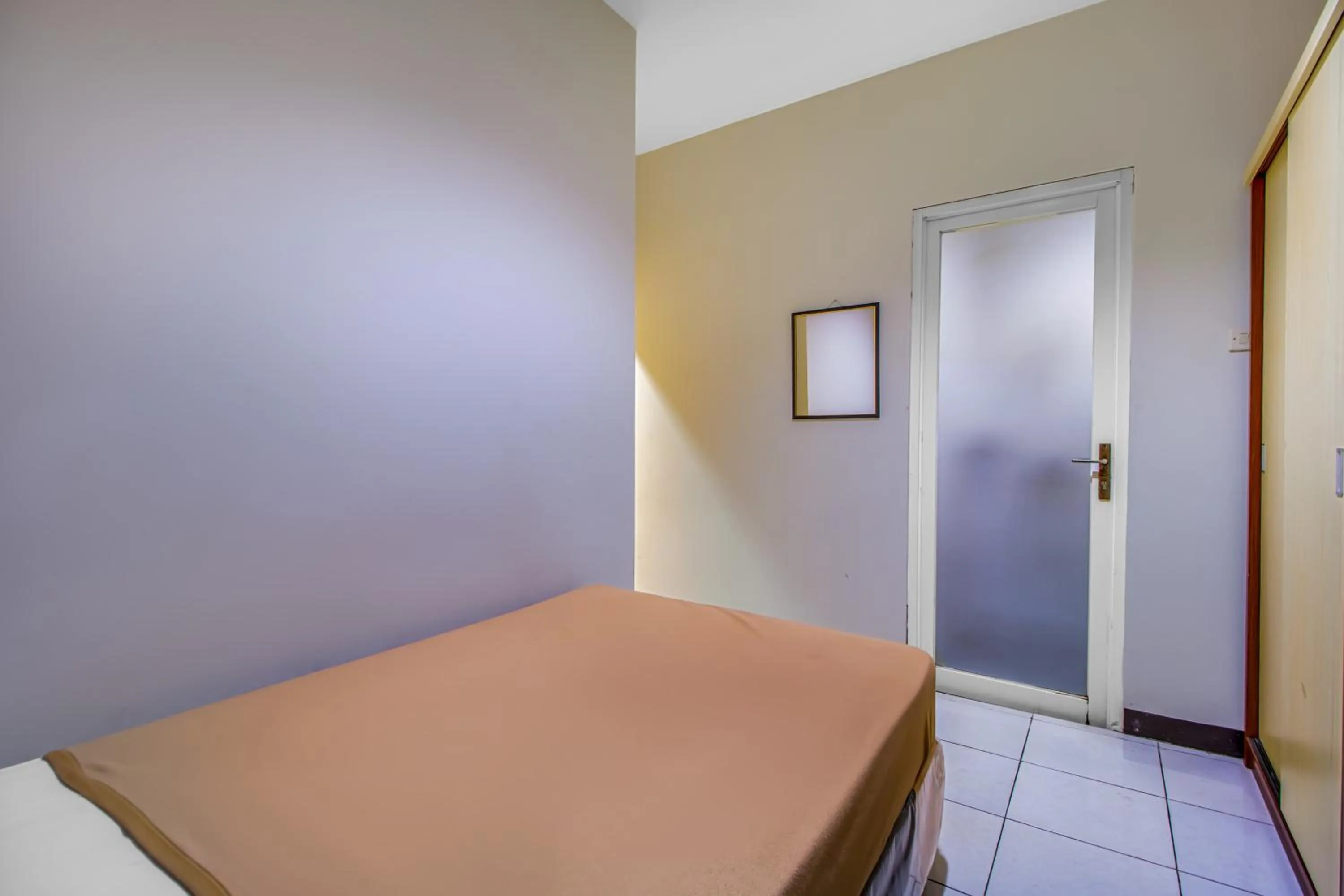 Bed in Griya Stadion