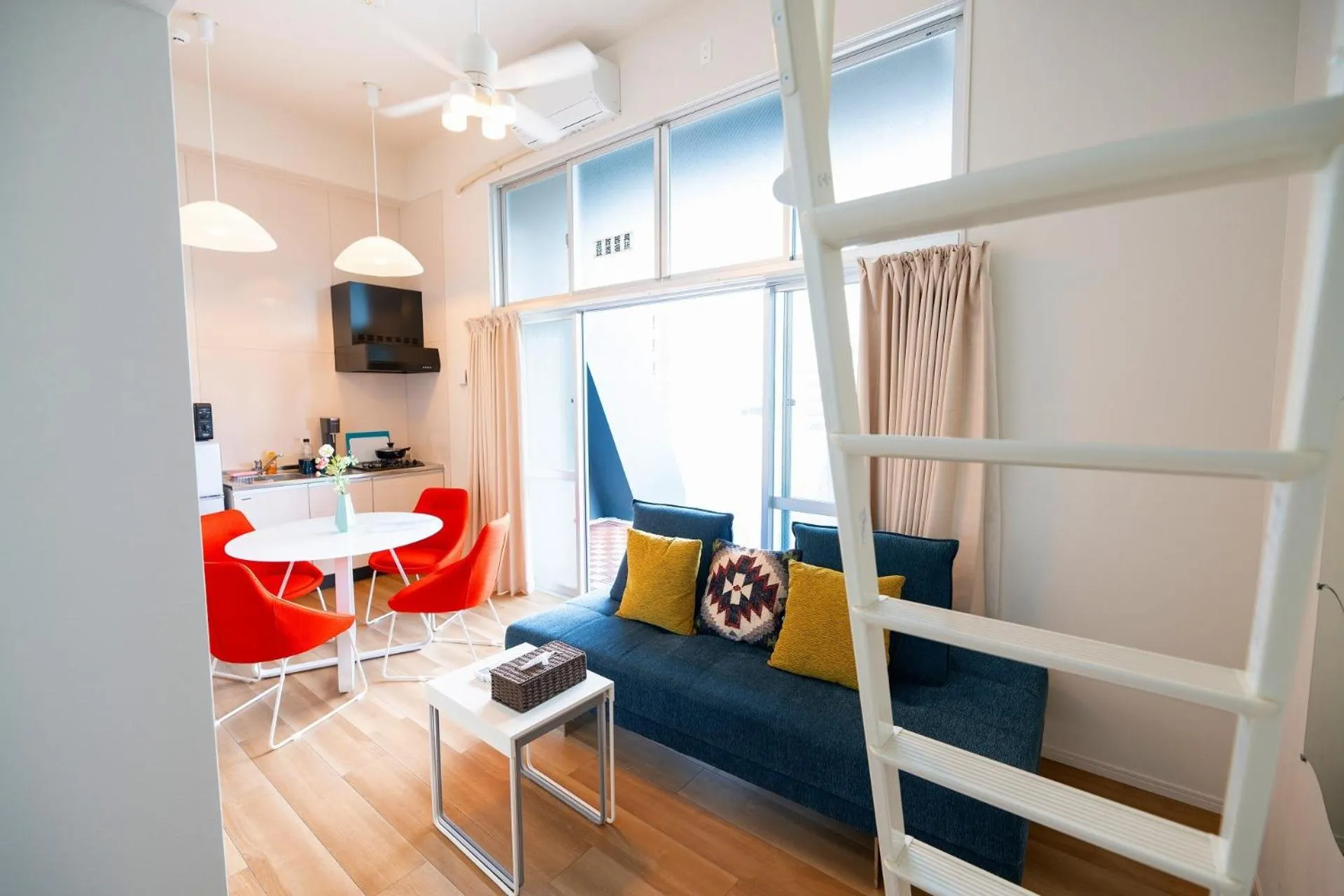 Living room in Hotel Tomas Asahibashi Station