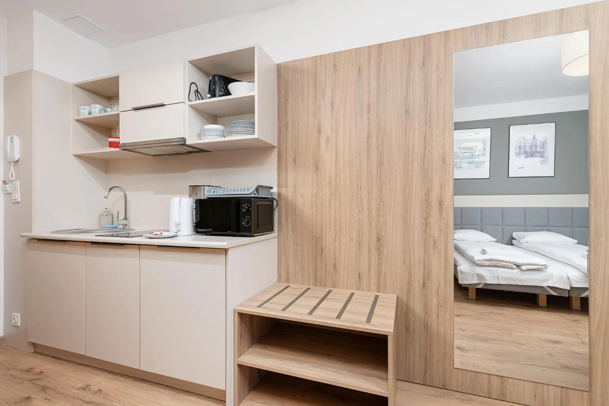 Kitchen or kitchenette in RentPlanet - Apartamenty Wolska