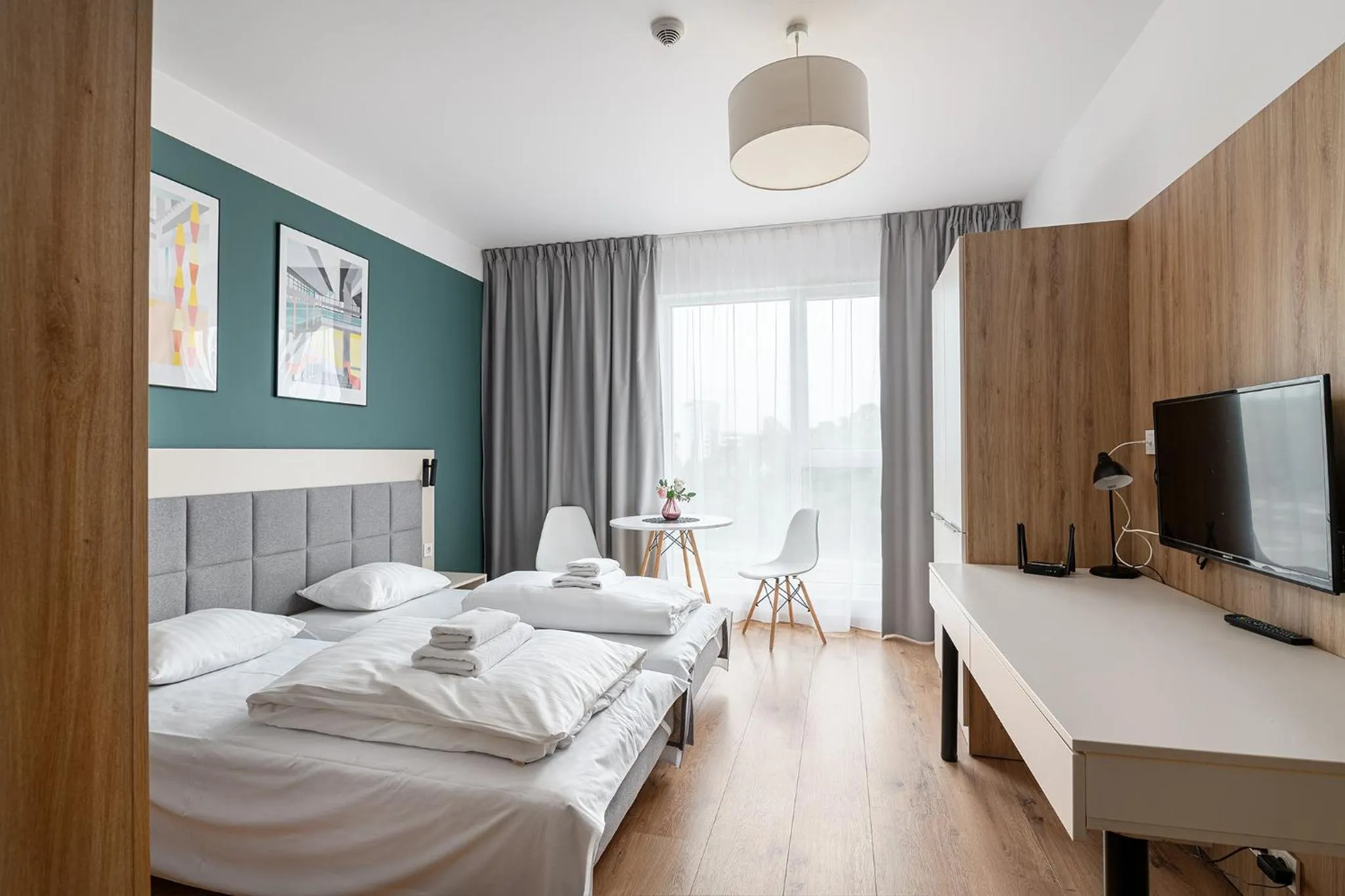 Bed in RentPlanet - Apartamenty Wolska