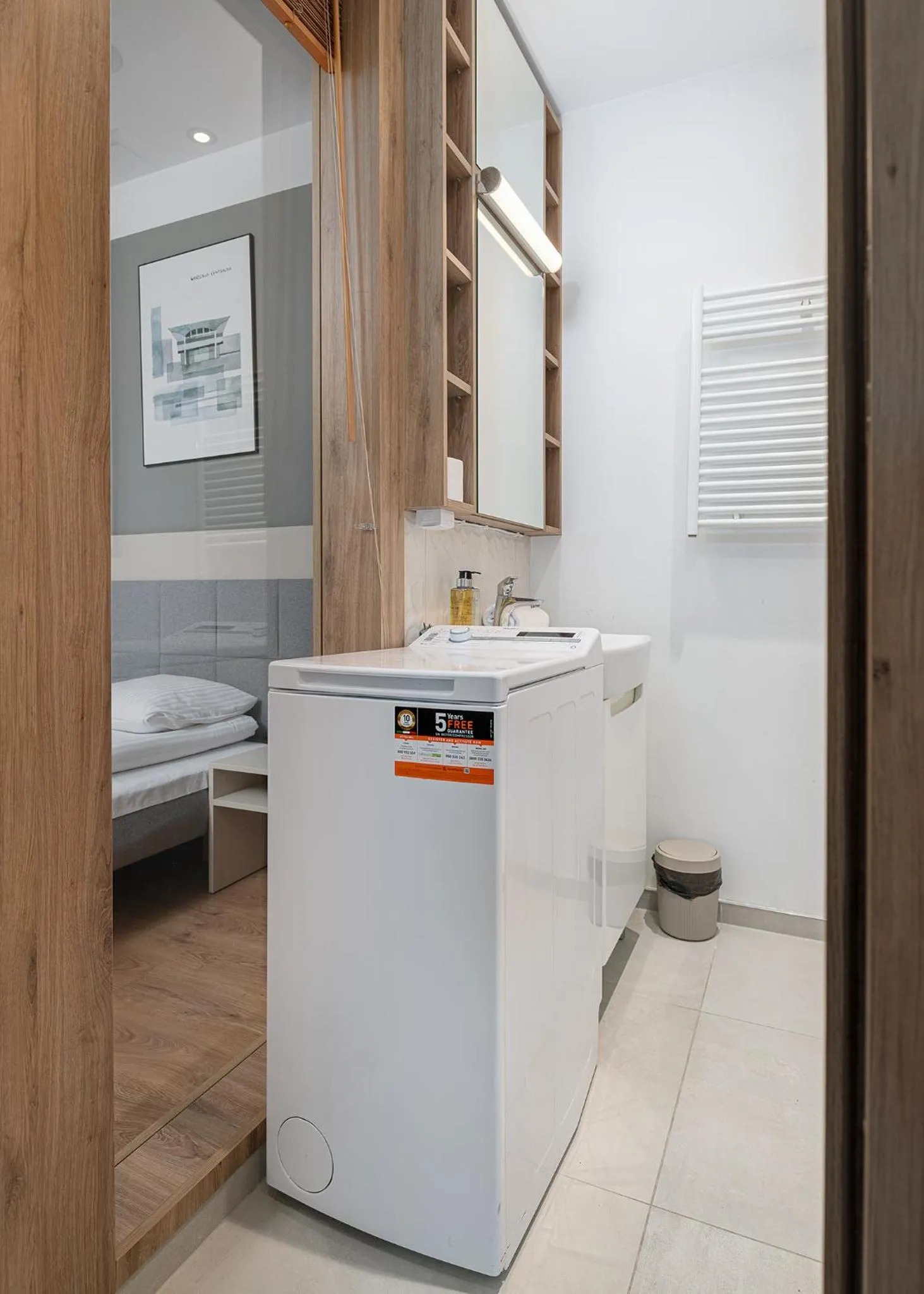 Bathroom, Bed in RentPlanet - Apartamenty Wolska