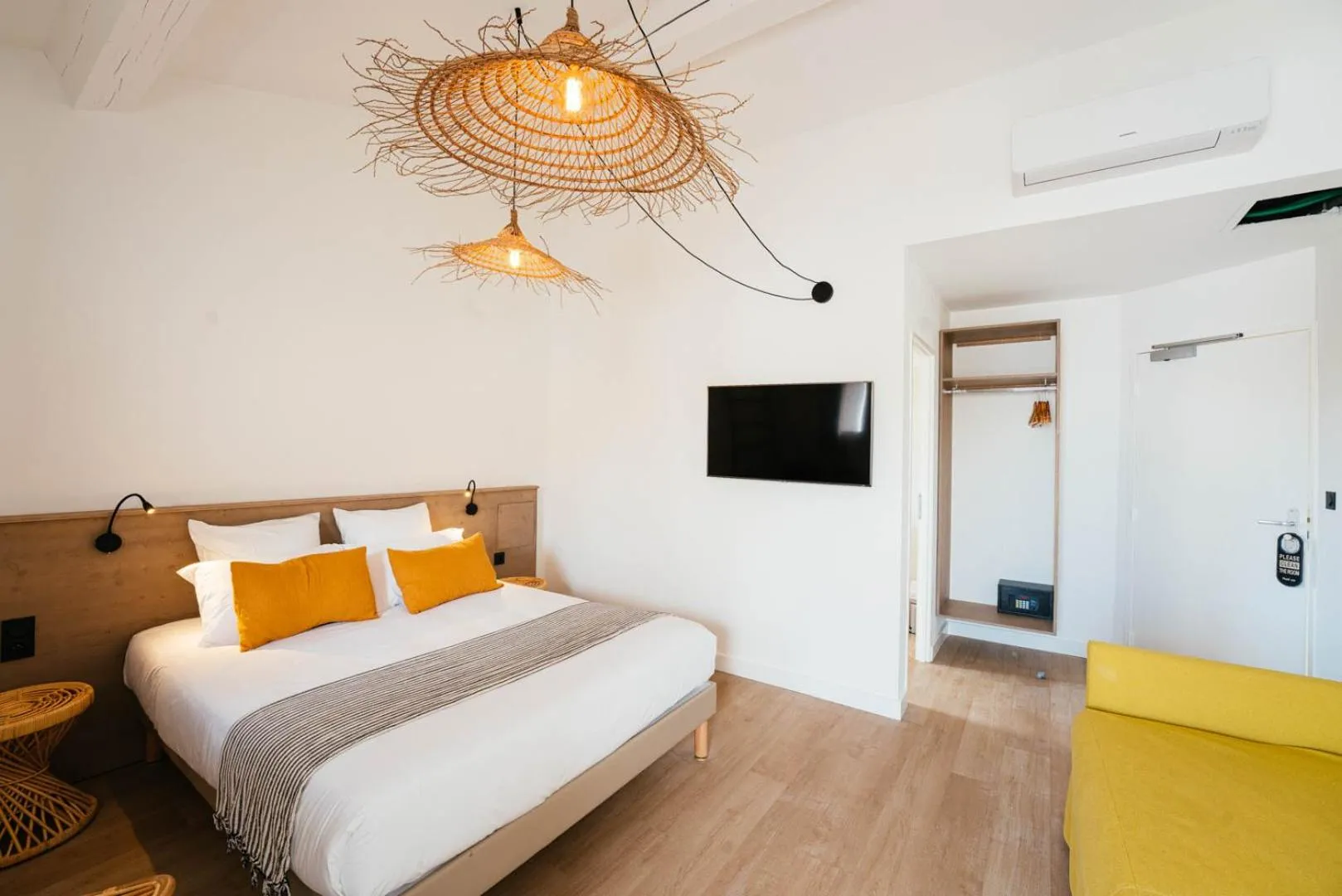 Bed in Hôtel Casa Marina