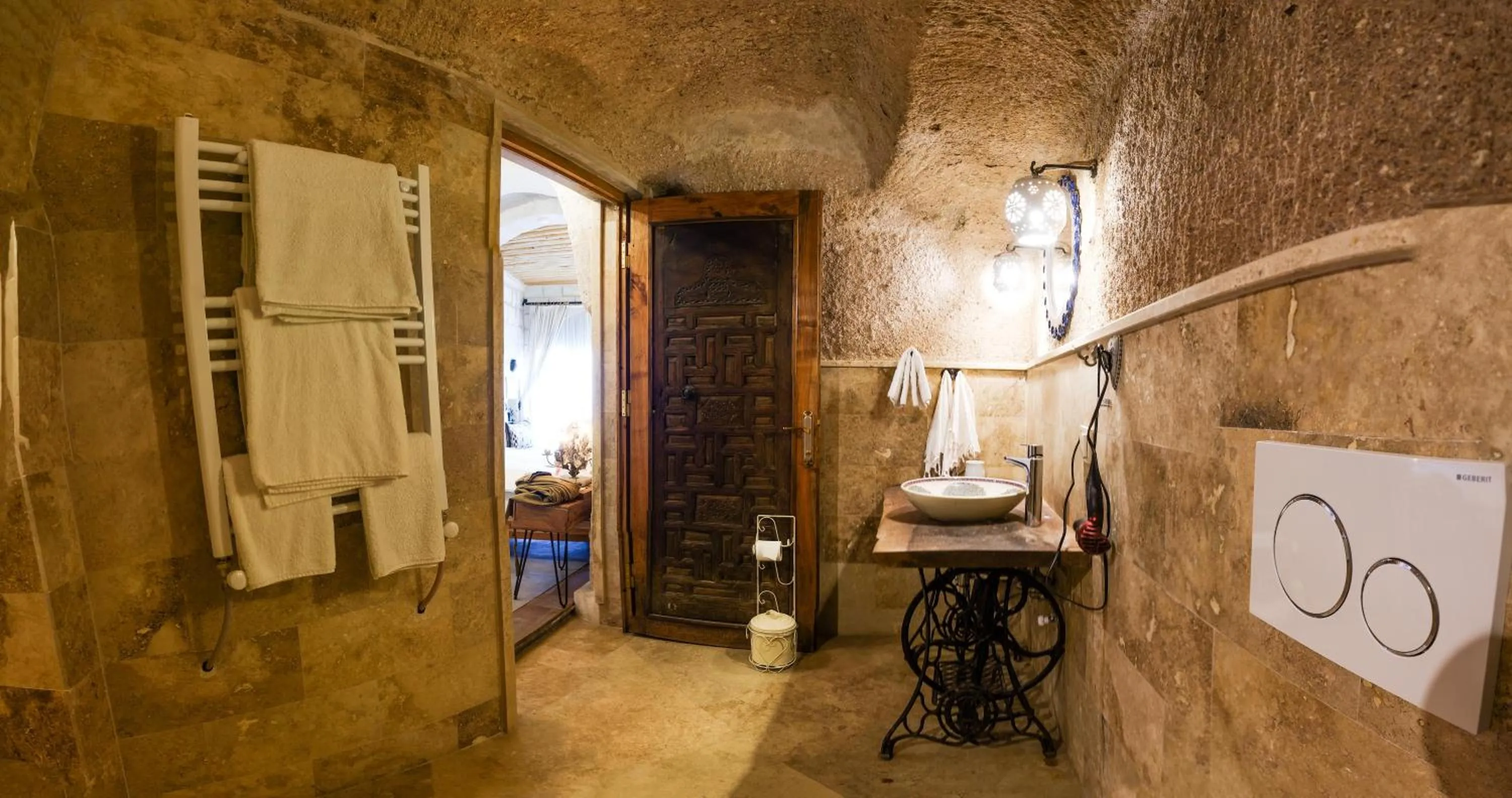 Toilet in Pigeon Hotel Cappadocia