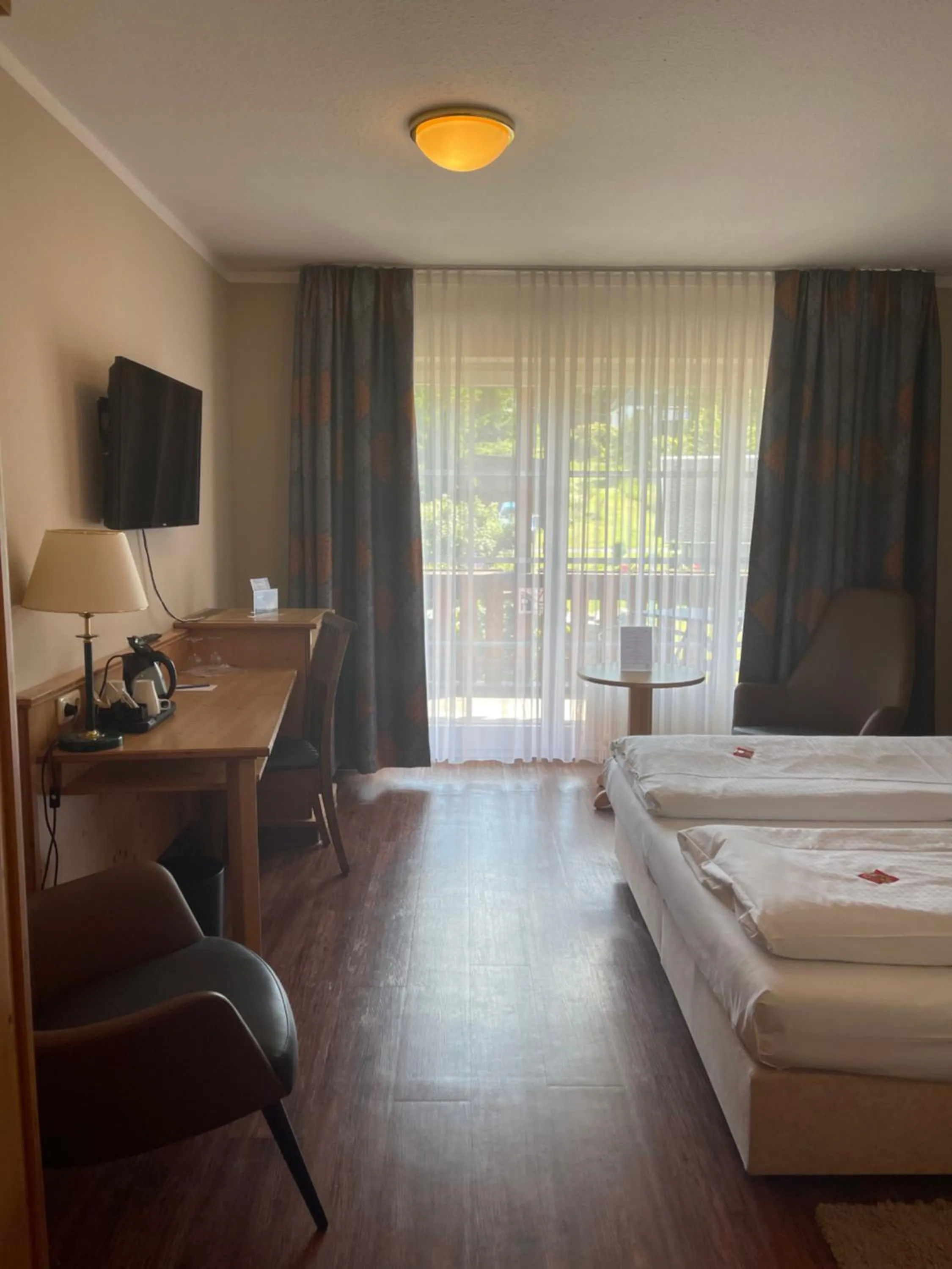 Photo of the whole room, Bed in Hotel Zum Bären