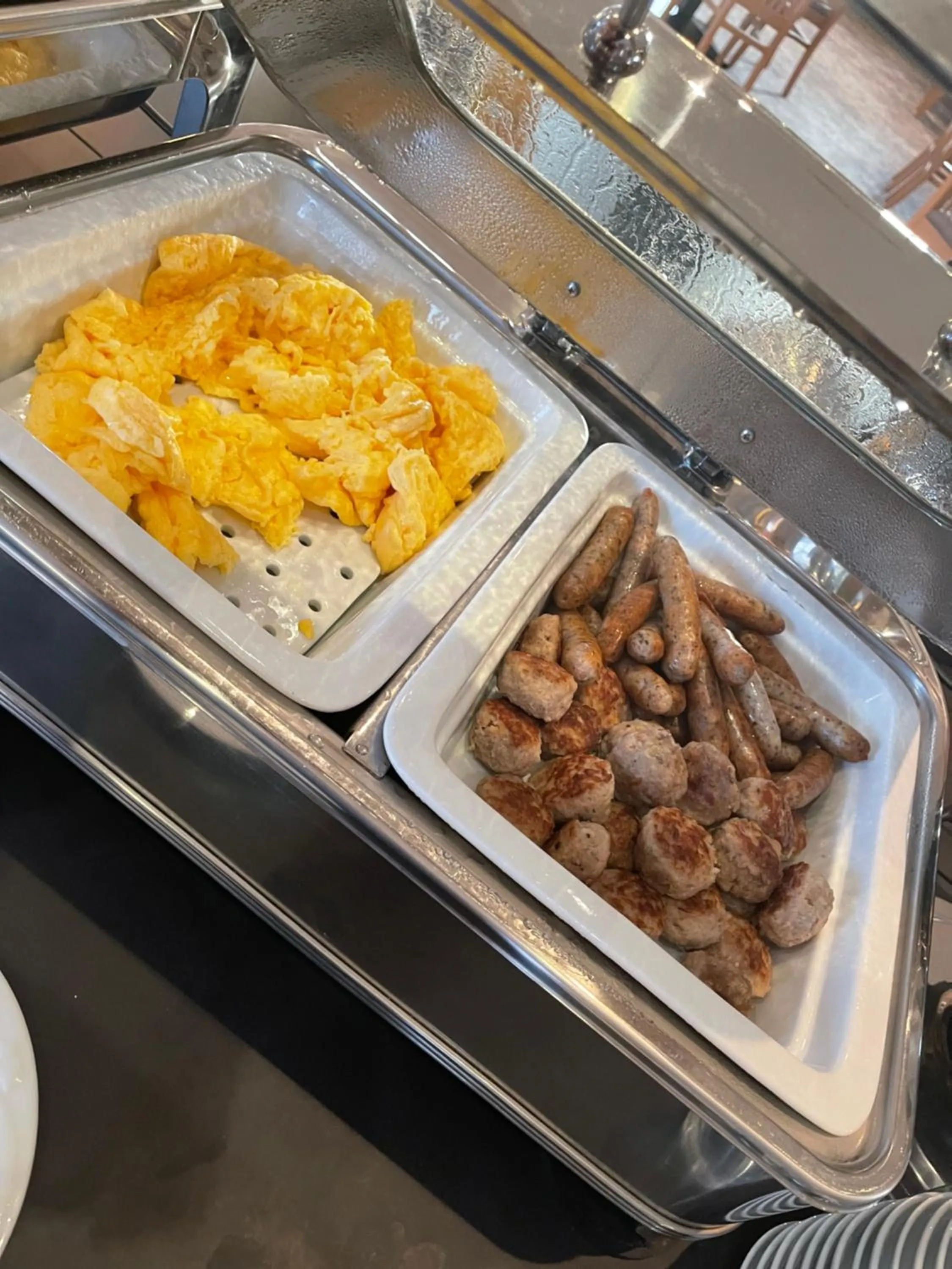 Buffet breakfast in Hotel Zum Bären