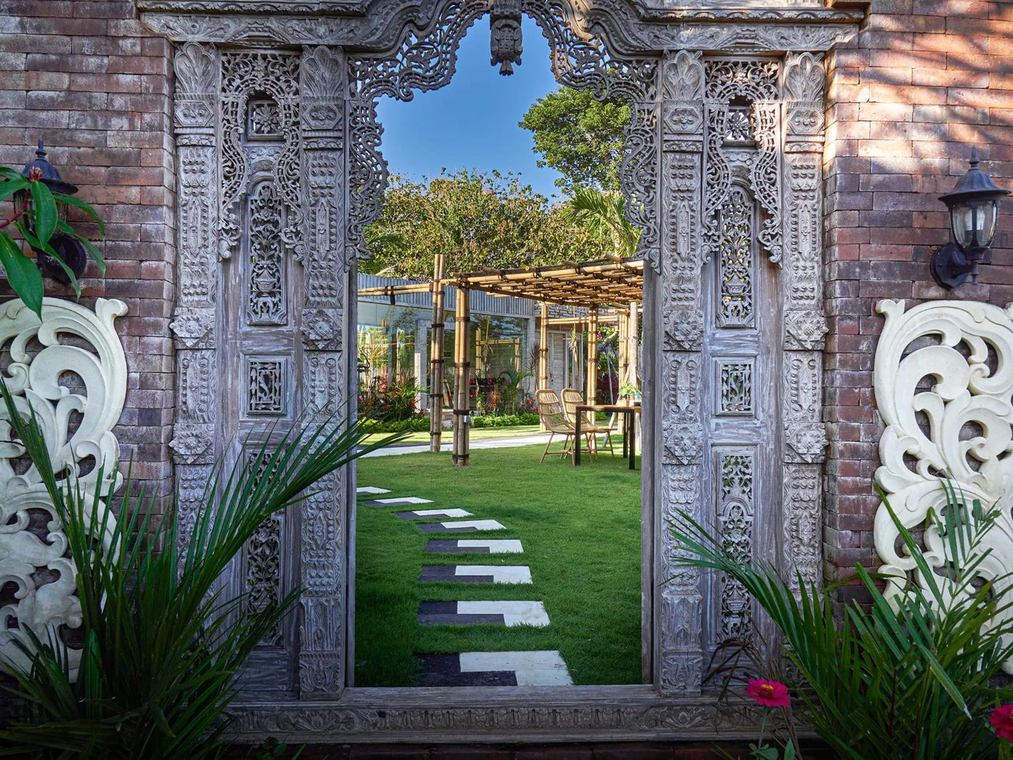Facade/entrance in The Tempekan Heritage