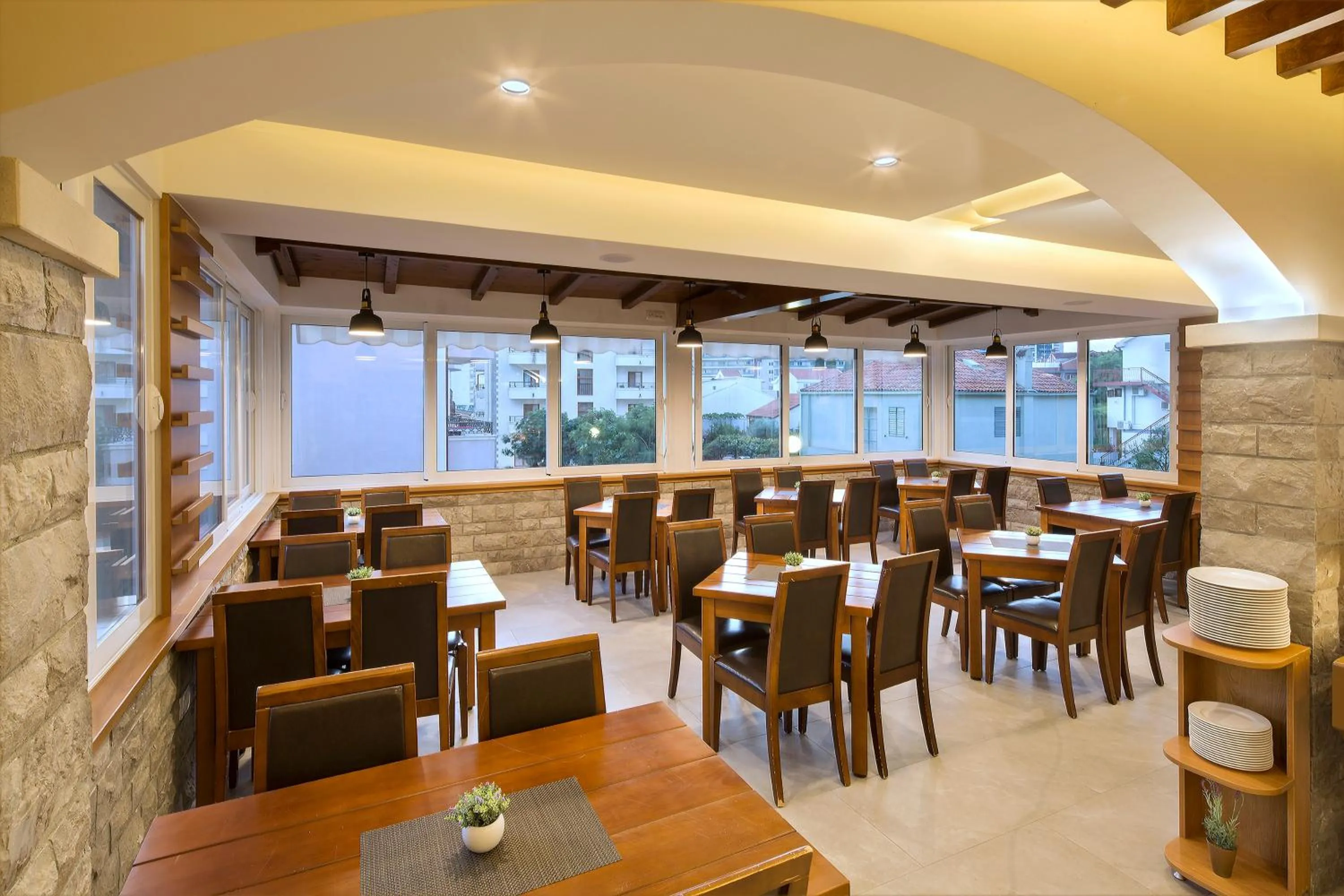 Buffet breakfast in Villa Ljubanovic