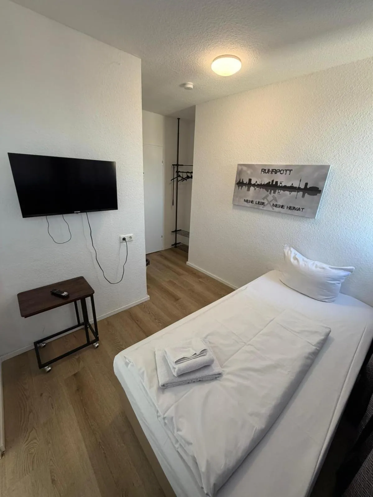 Bedroom, Bed in Hotel Senator