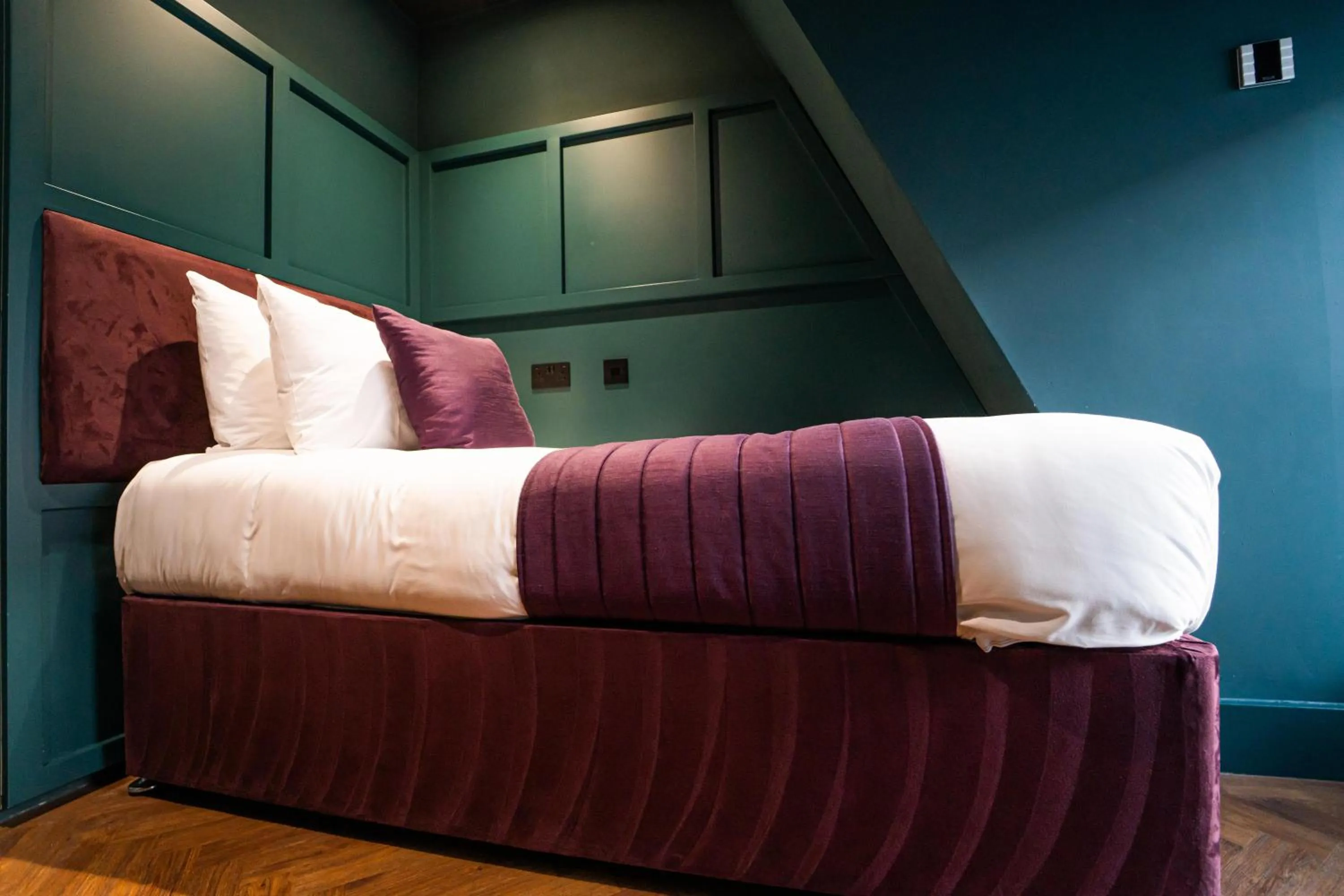Bed in Duke Street Boutique Hotel
