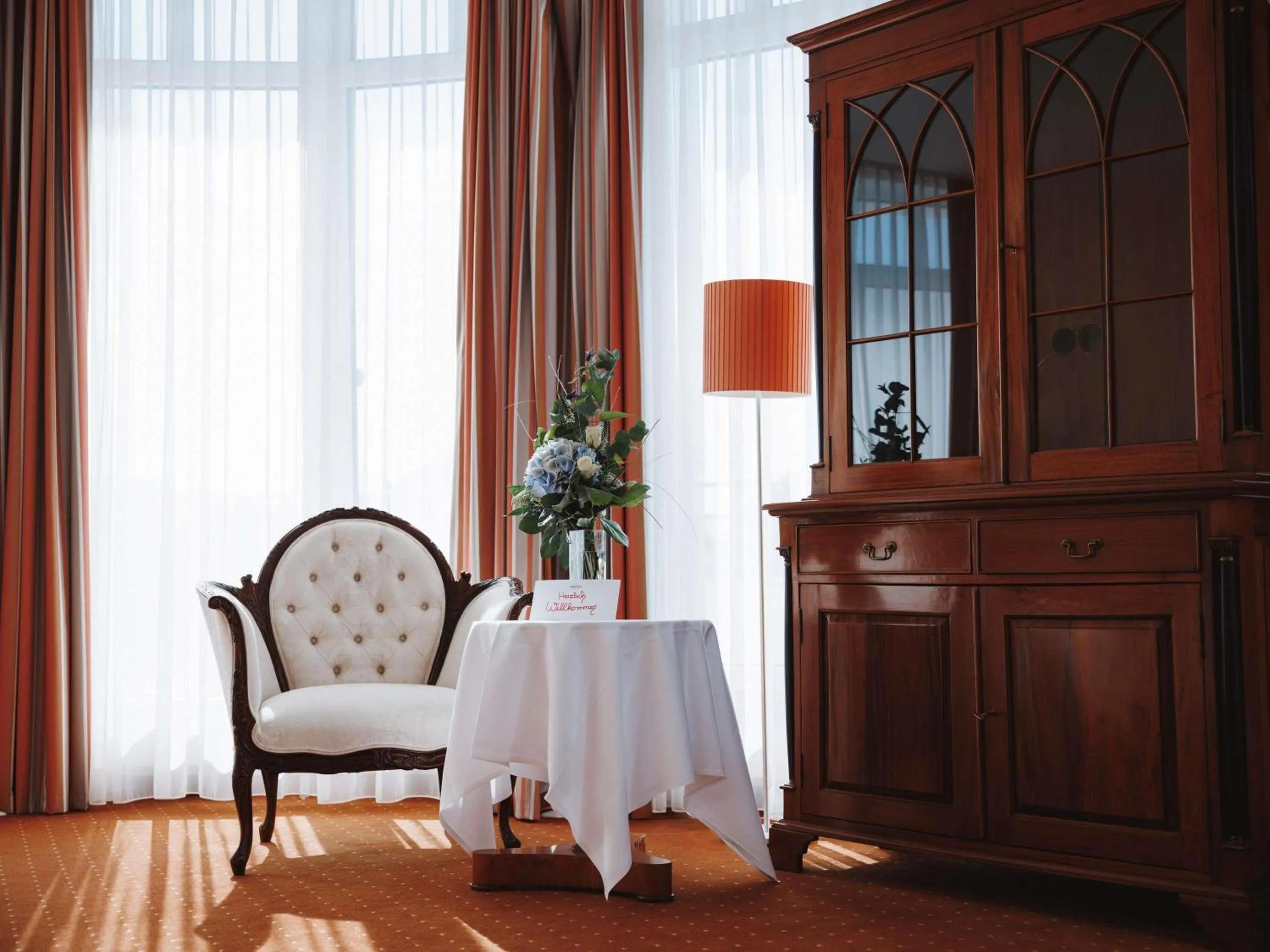 Bedroom in Mercure Hotel Plaza Magdeburg