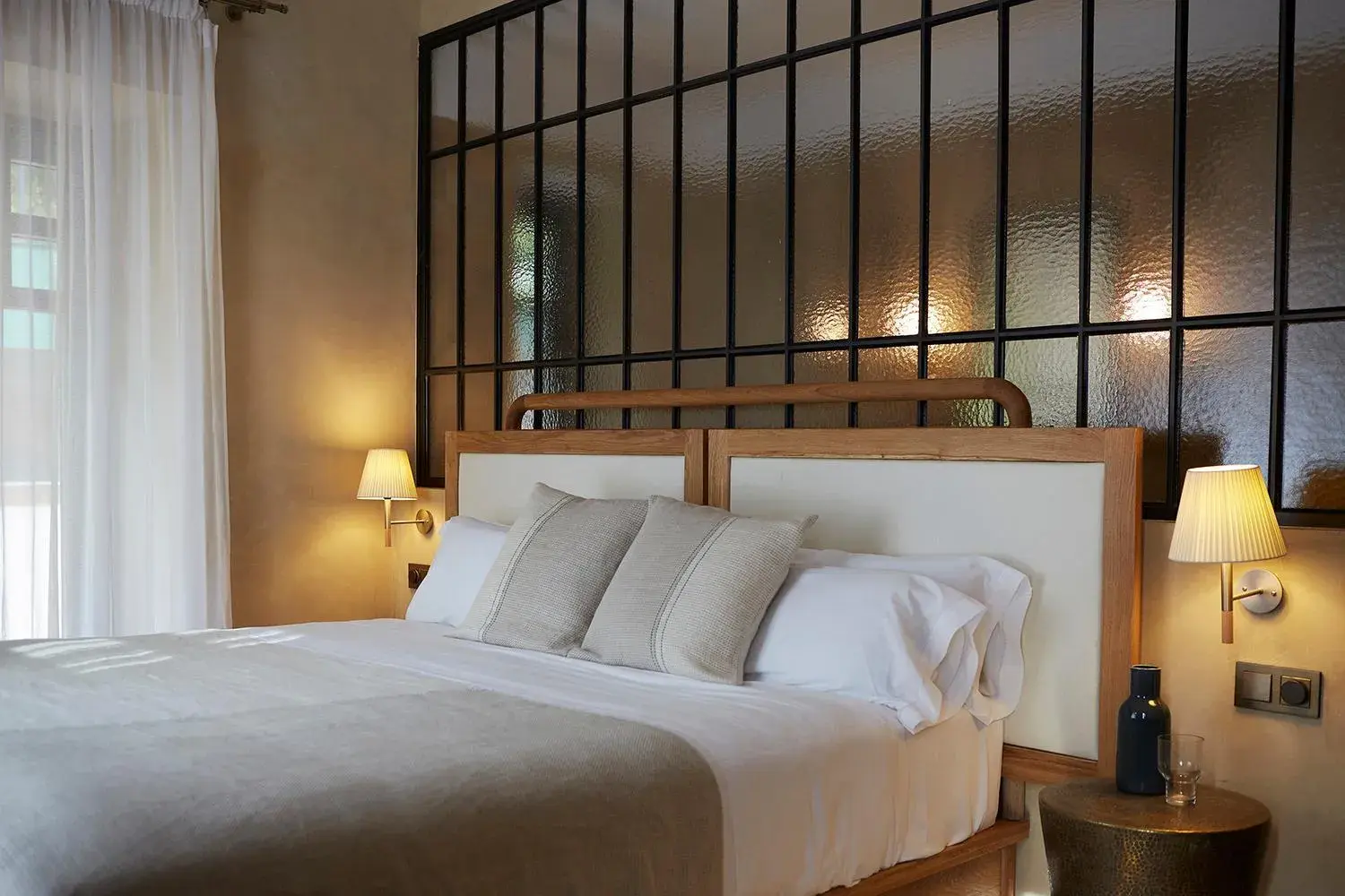 Deluxe Double Room with Balcony in Boutique Hotel Mendi Argia Deluxe Double Room with Balcony in Boutique Hotel Mendi Argia