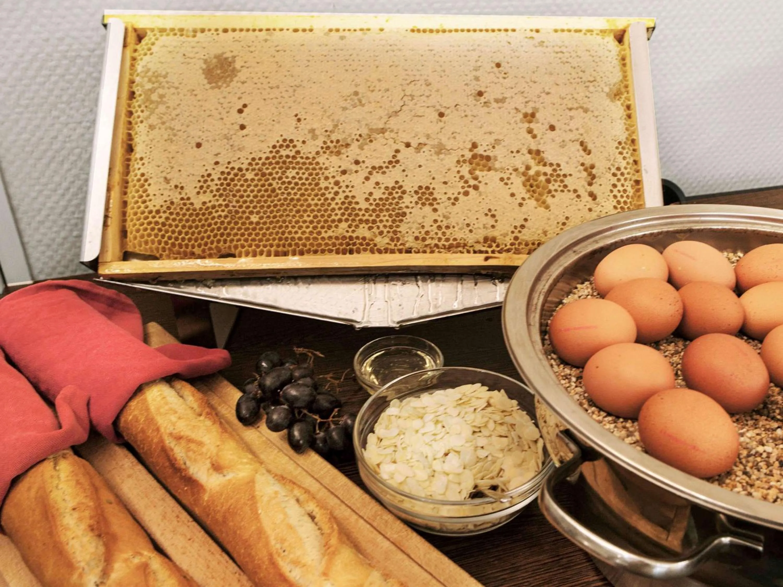 Restaurant/places to eat in Mercure Frankfurt City Messe