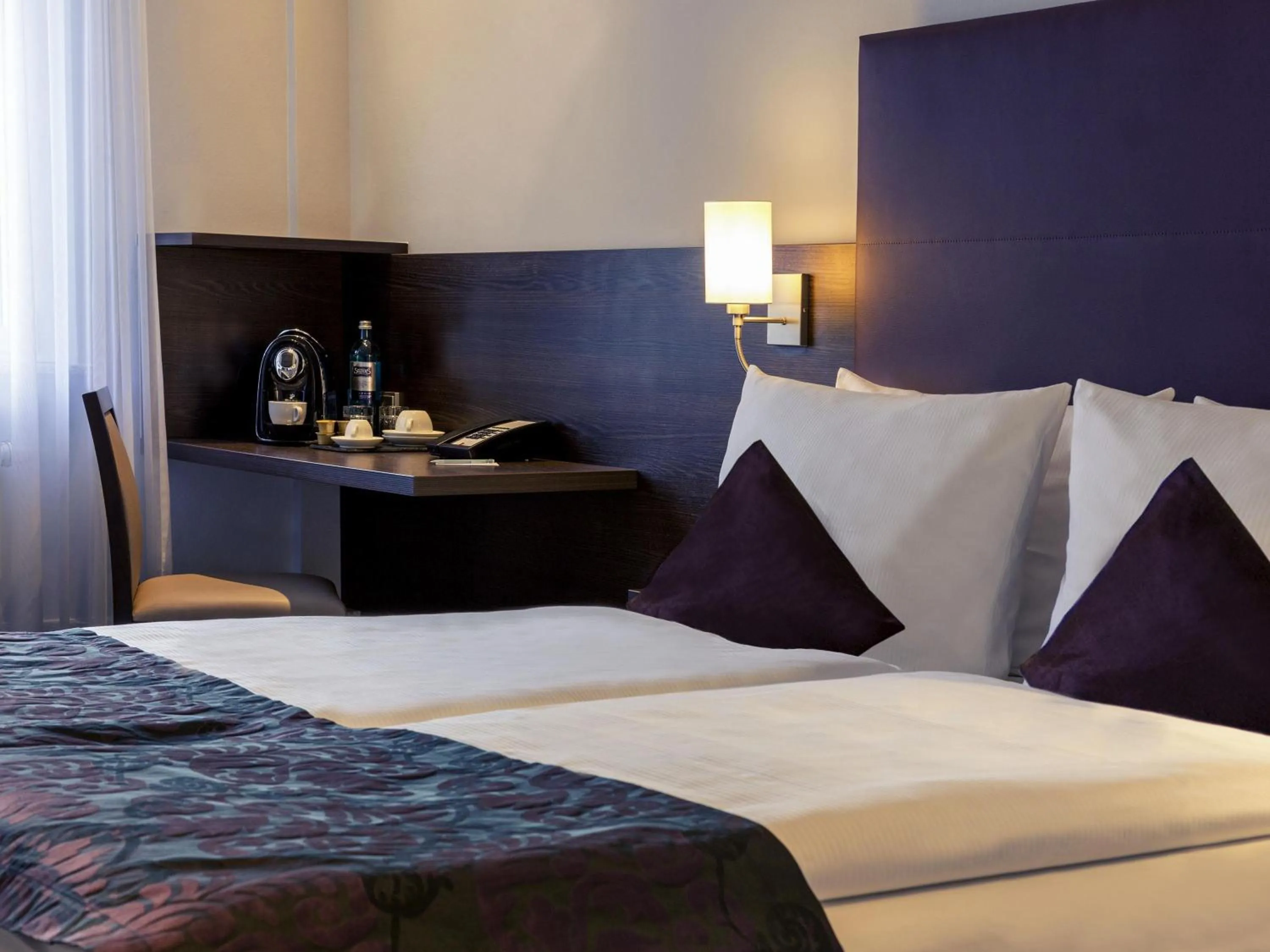 Bedroom, Bed in Mercure Frankfurt City Messe