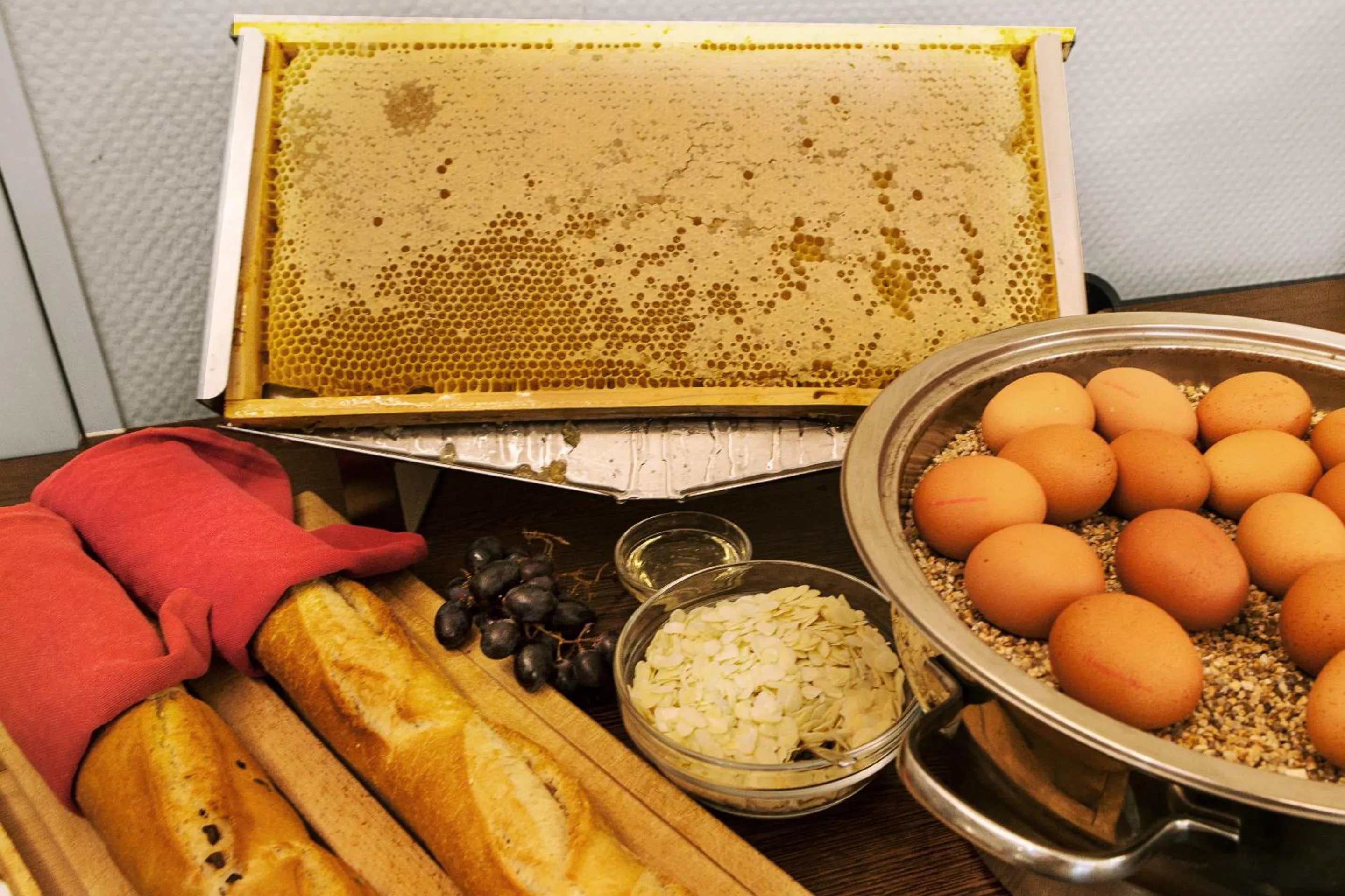 Restaurant/places to eat in Mercure Frankfurt City Messe