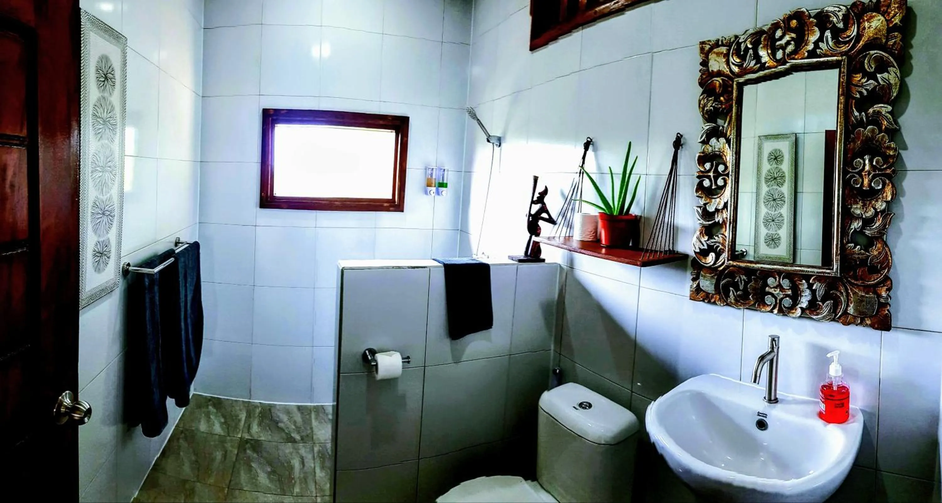 Bathroom in Ombak Resort at Ekas , a luxury surf and kite destination, Close to Inside Ekas beach