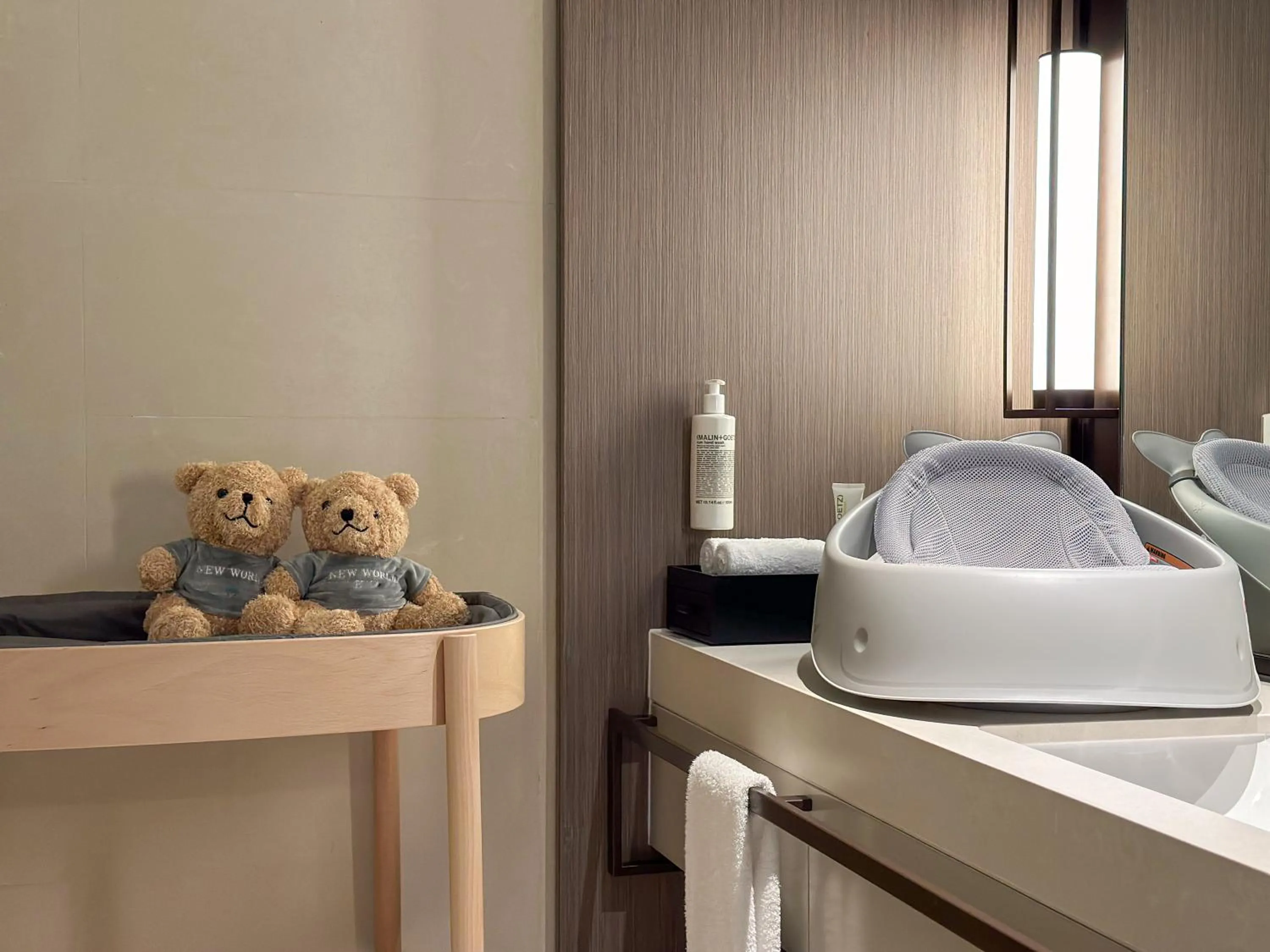 Bathroom in New World Hoiana Hotel