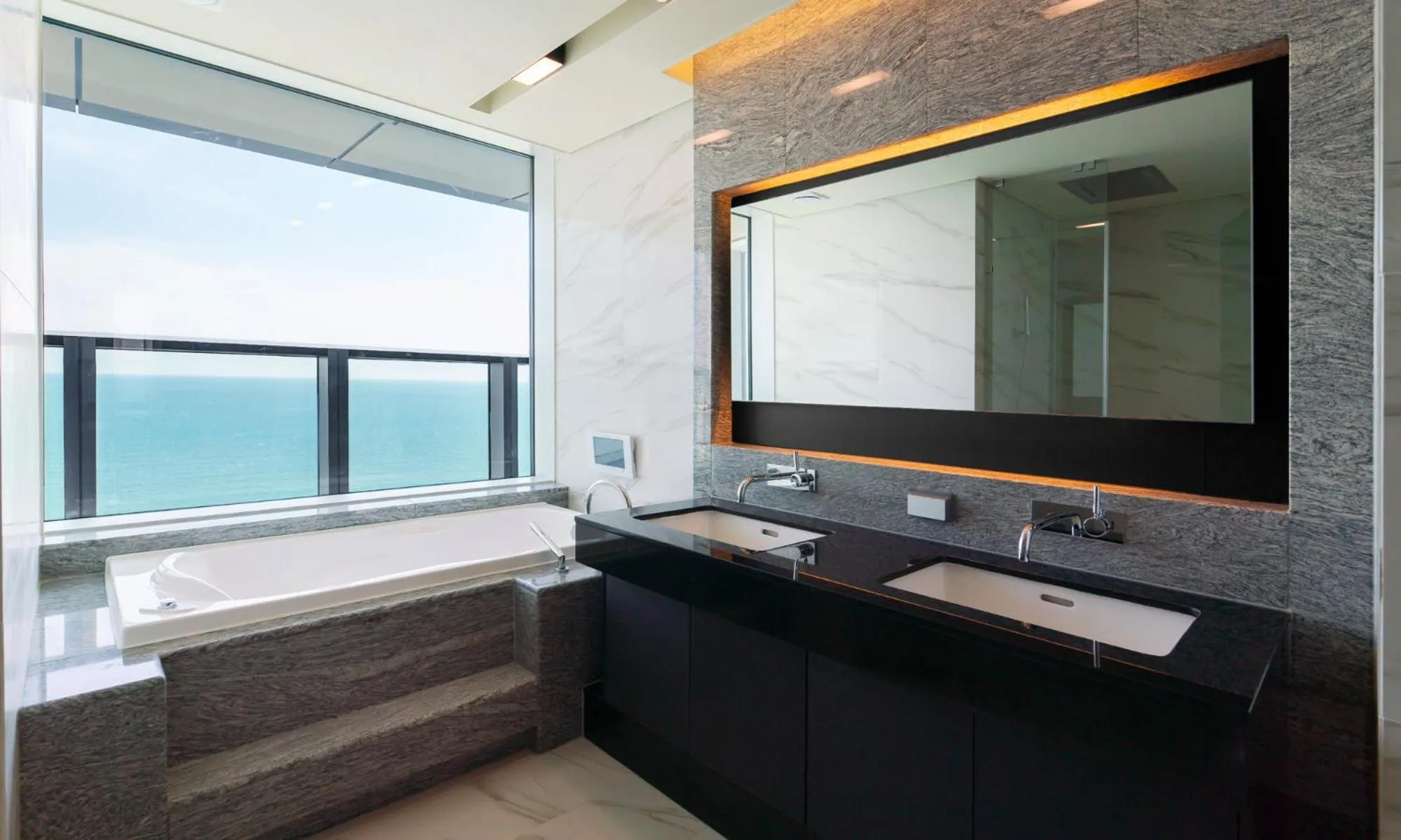 Toilet in Grand Lct Residence