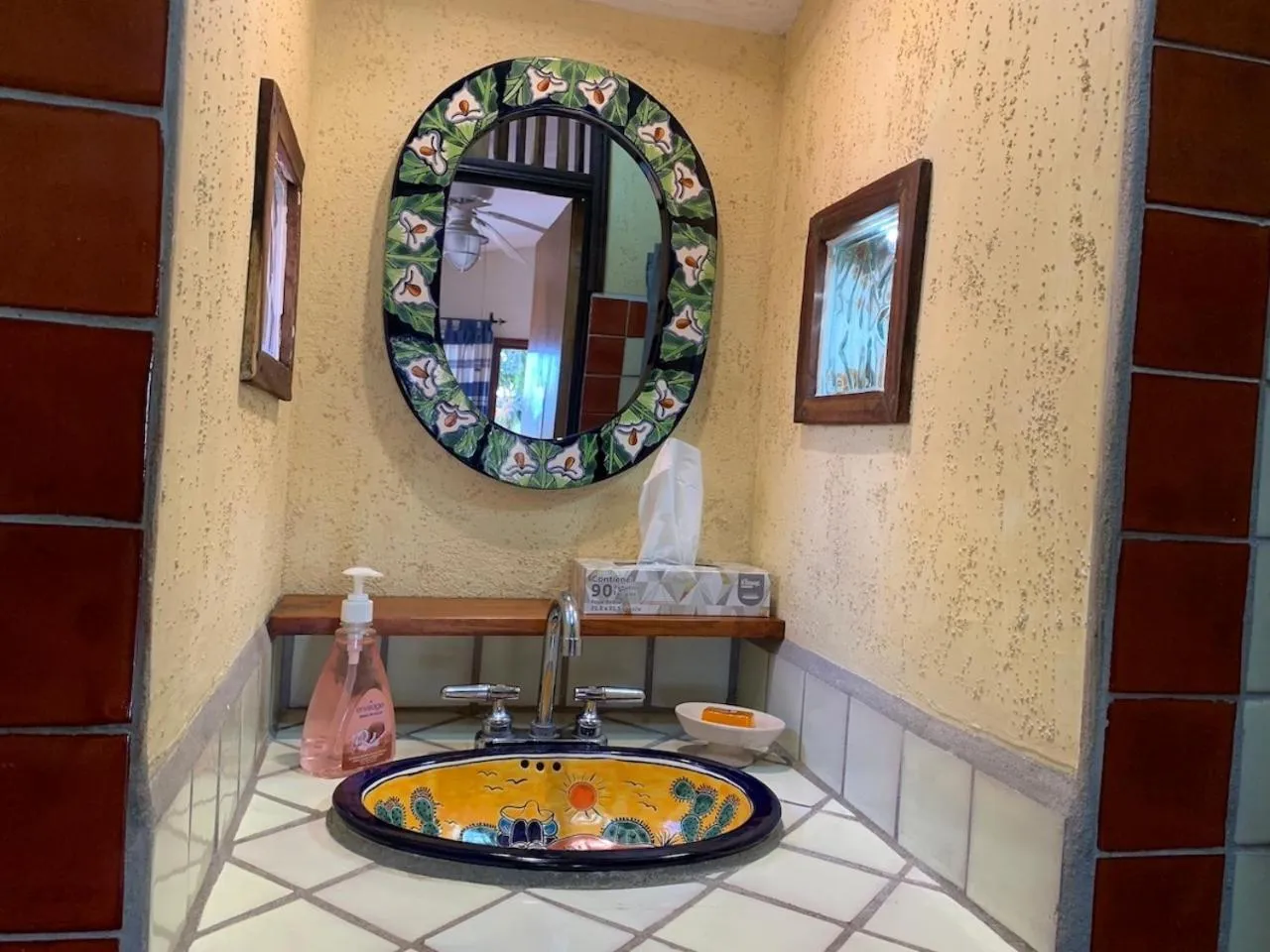 Bathroom in Hotel Casamar Suites