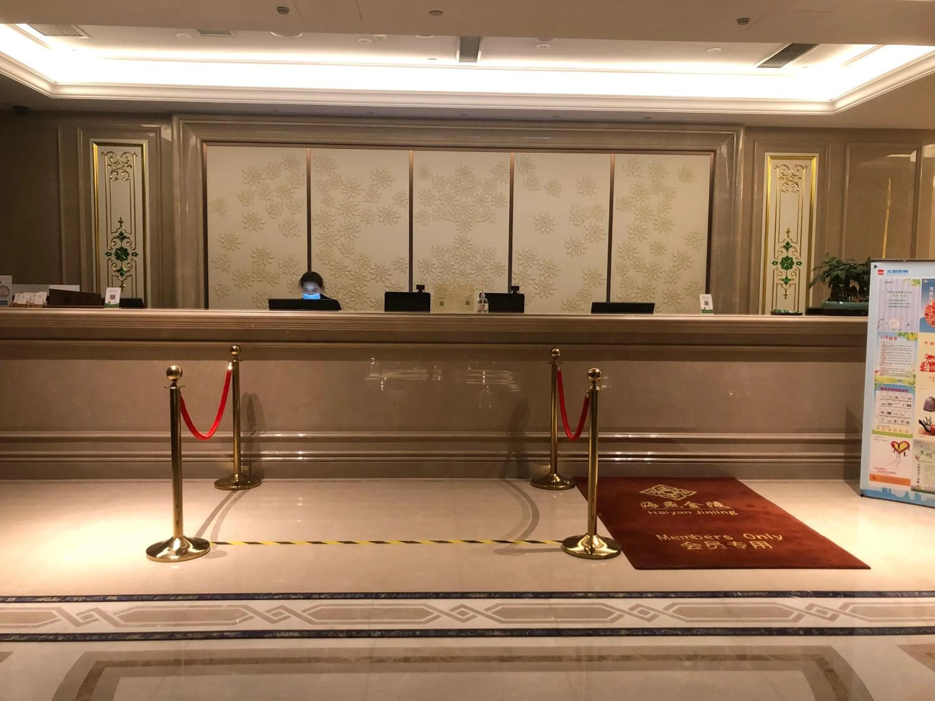 Property building in Taizhou Haiyan Jinling International Hotel