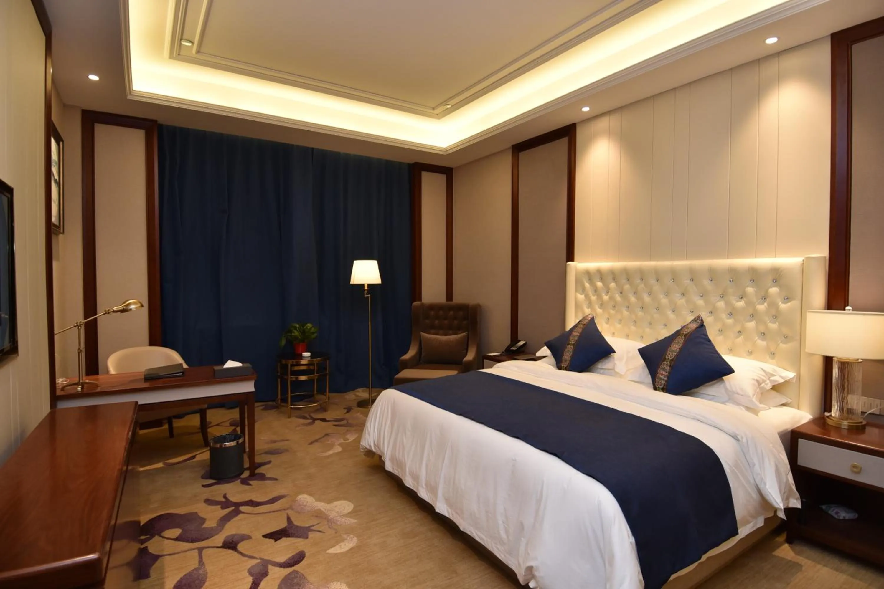 Bedroom, Bed in Taizhou Haiyan Jinling International Hotel
