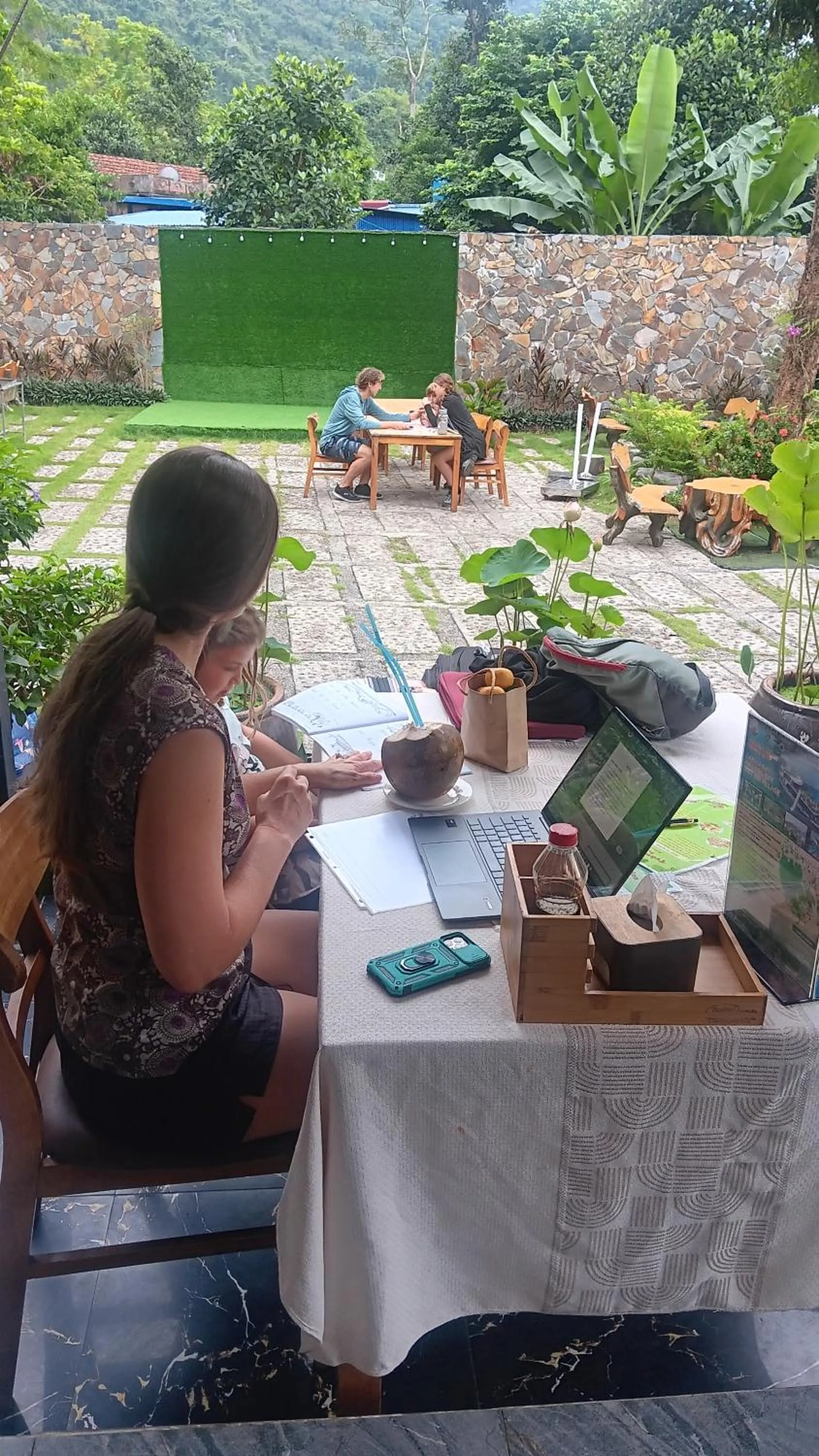 Day in Tran Chau Garden Home