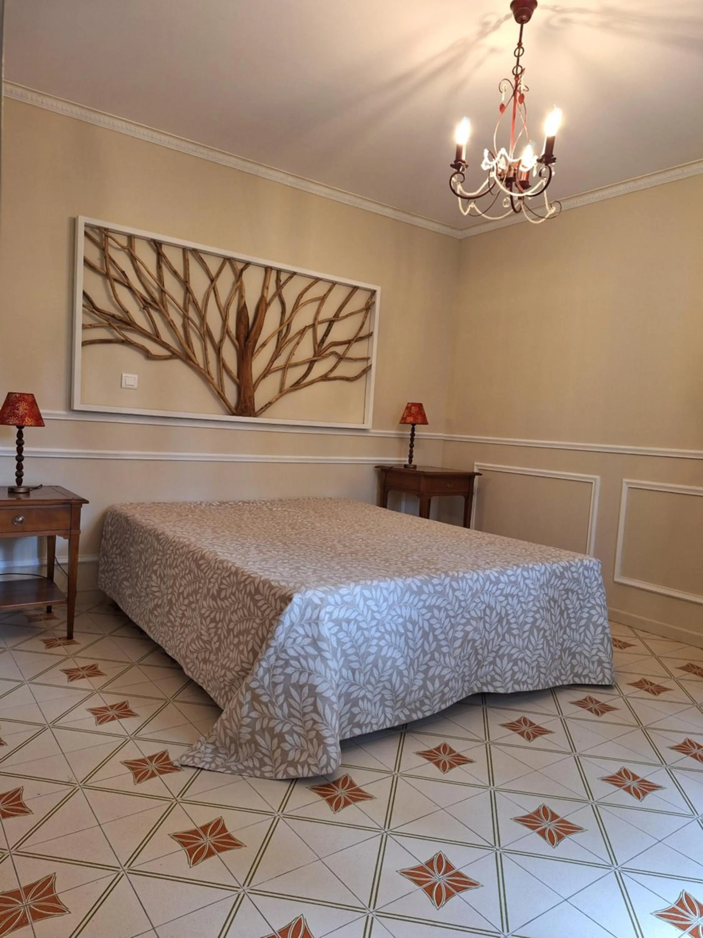 Bed in Suite Anduze