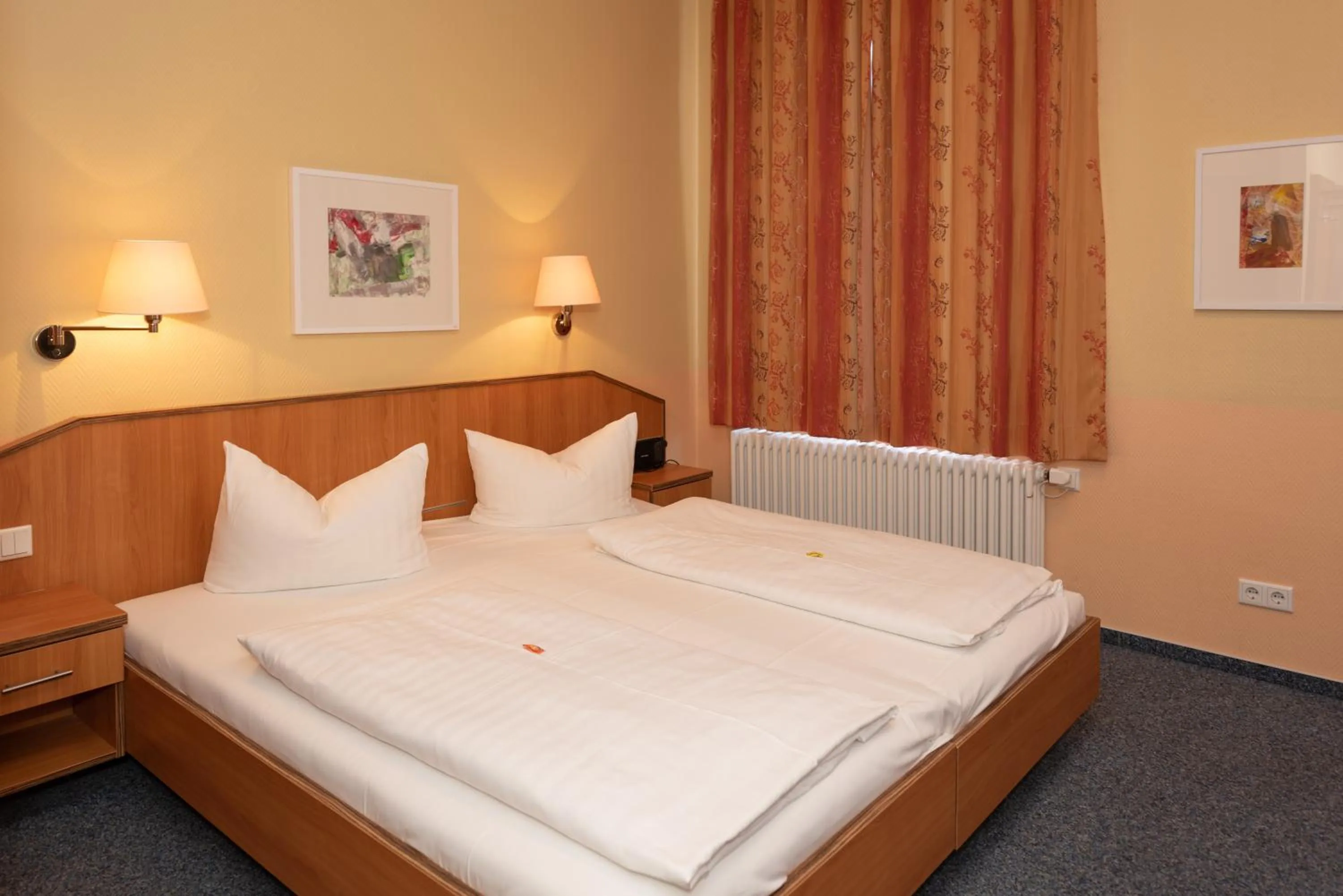 Photo of the whole room, Bed in Hotel Europa