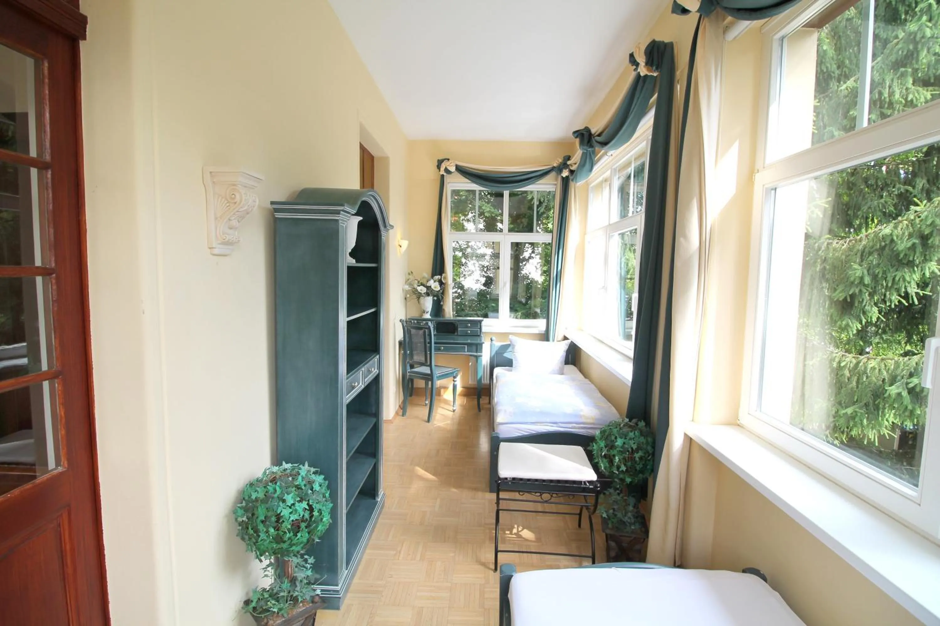 Bedroom, Bed in Hotel-Appartement-Villa Ulenburg