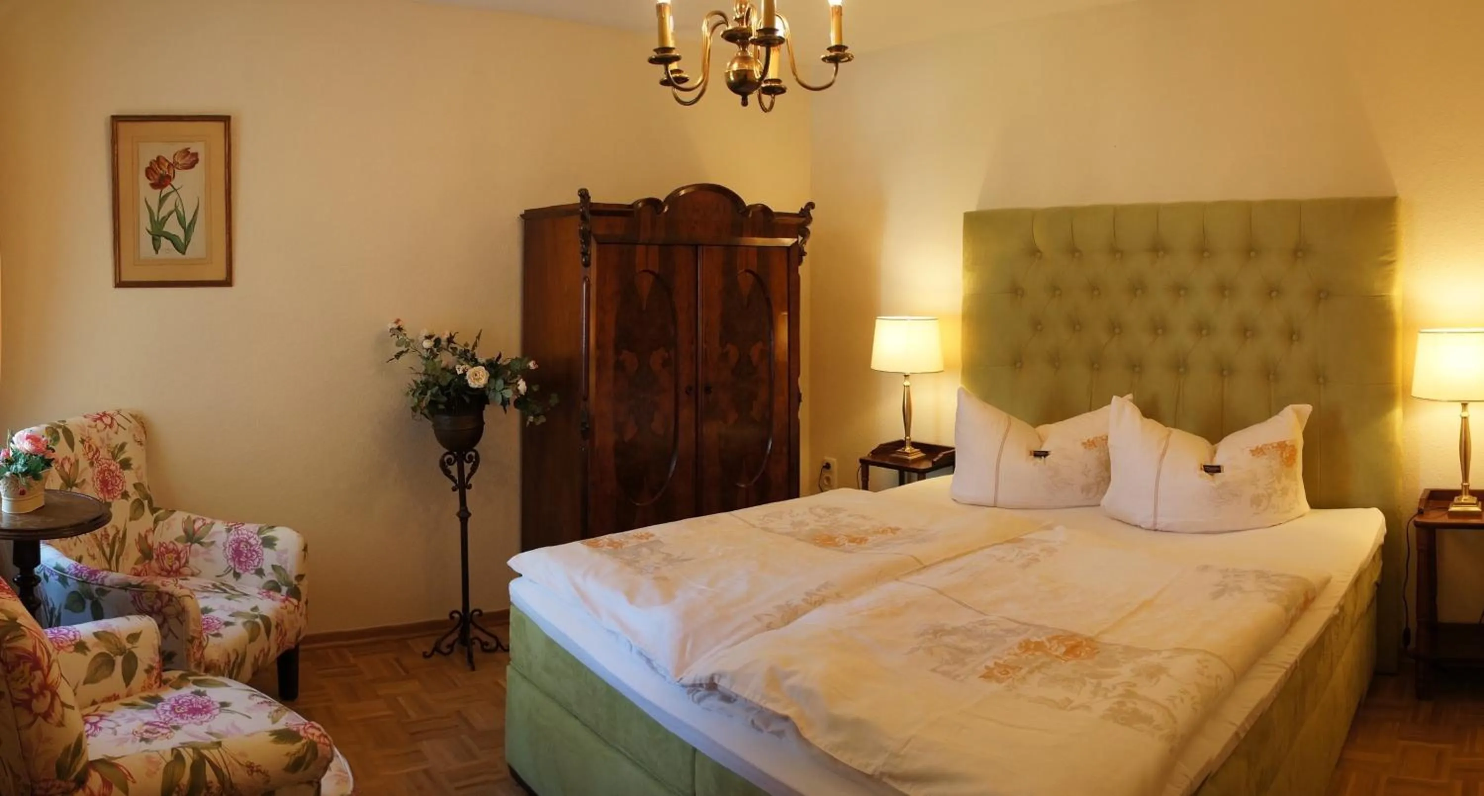 Photo of the whole room, Bed in Hotel Villa Herzog