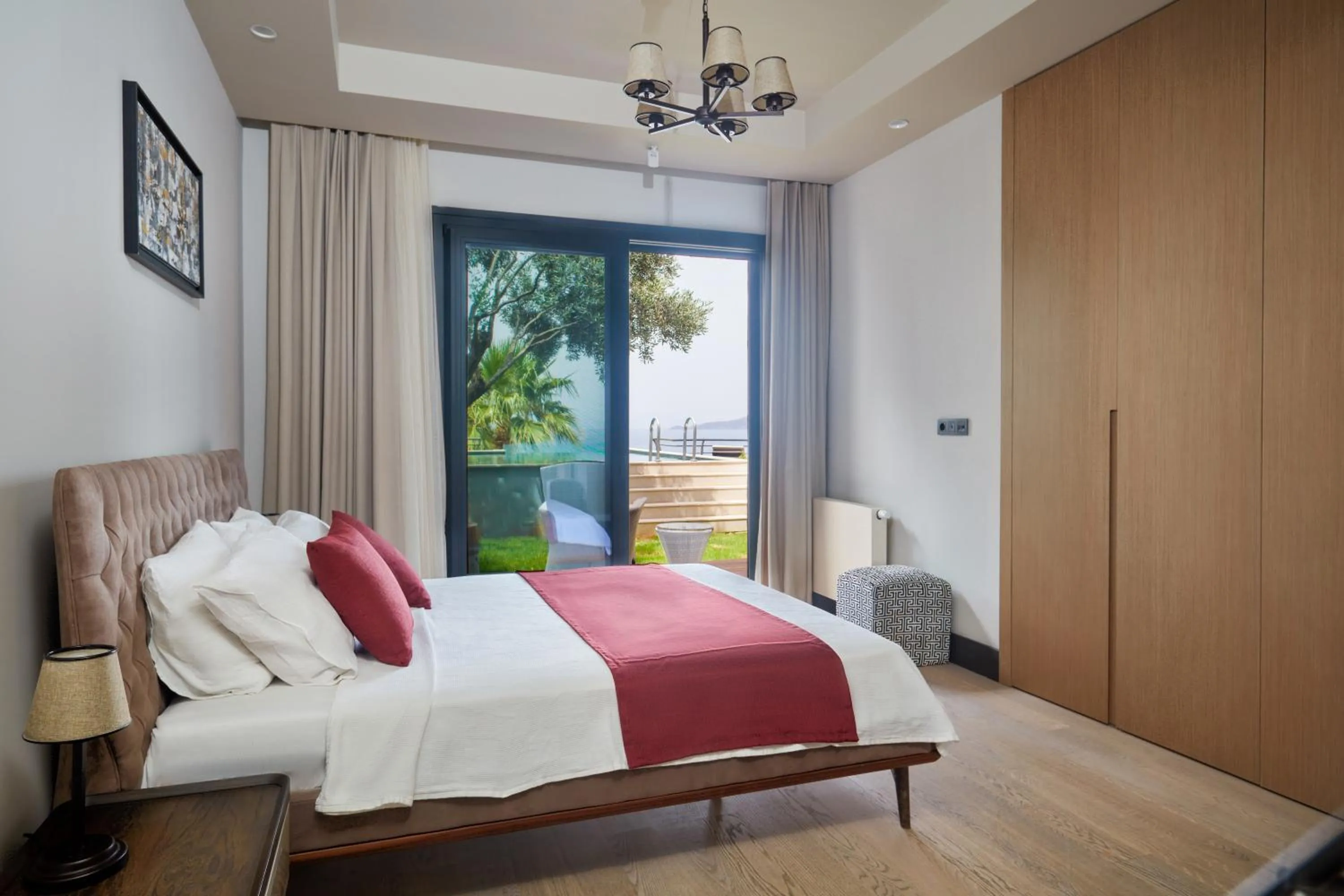 Bed in Root Redrock Yalıkavak