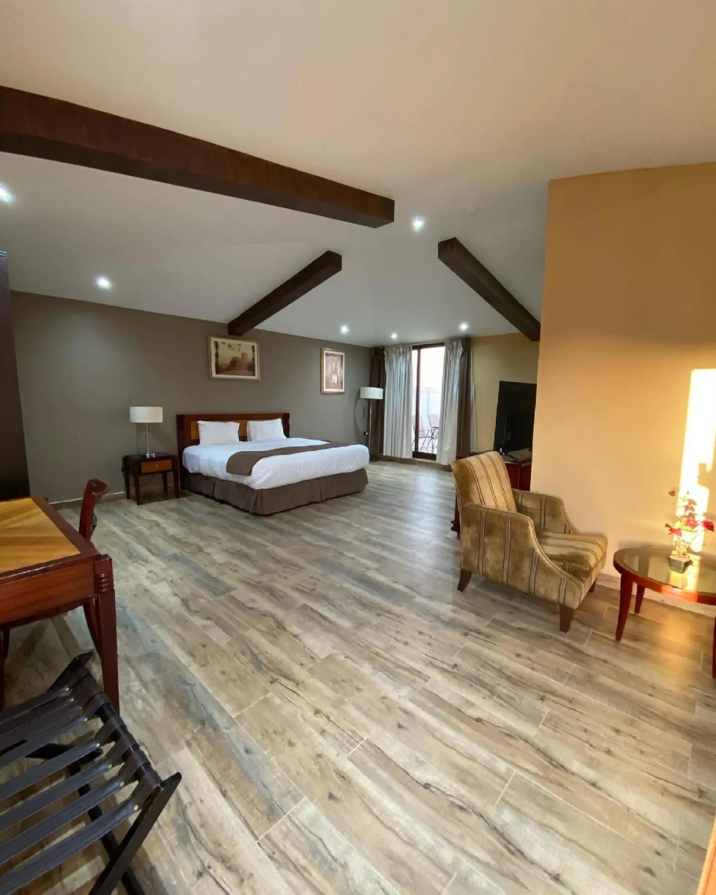 Bed in Desert Inn Resort and Camp