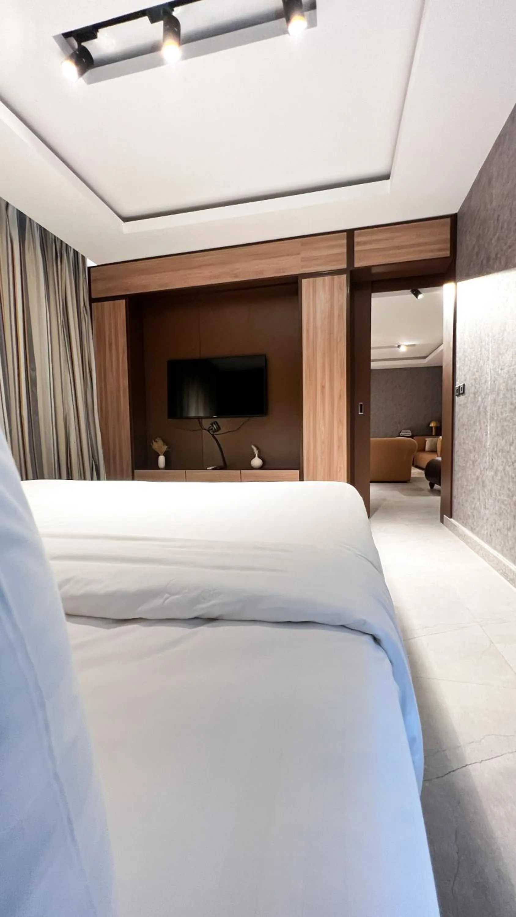 Bed in Desert Inn Resort and Camp