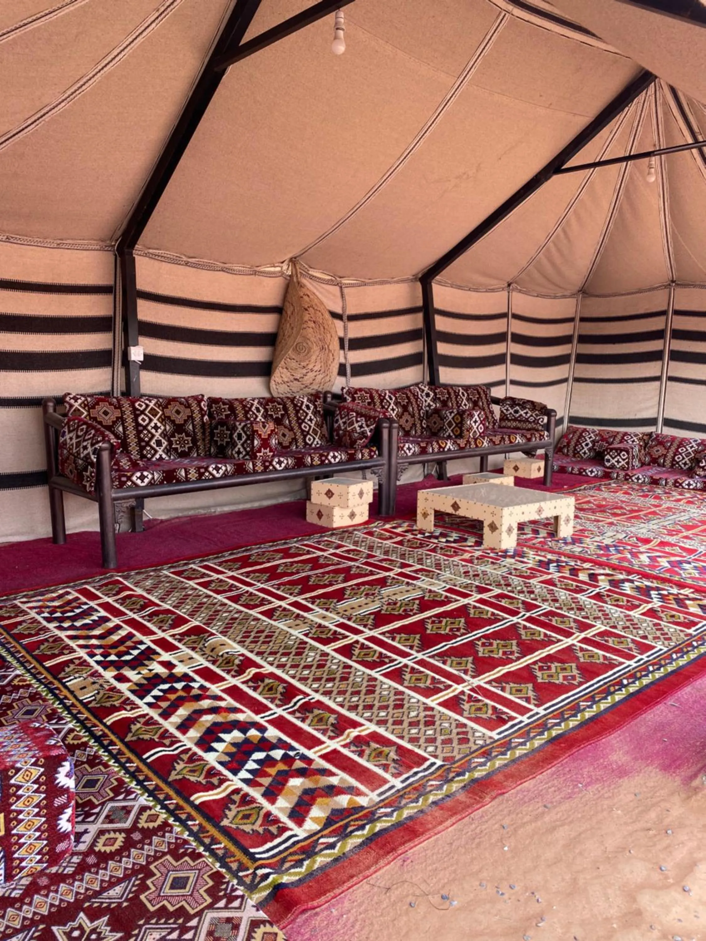 Desert Inn Resort and Camp