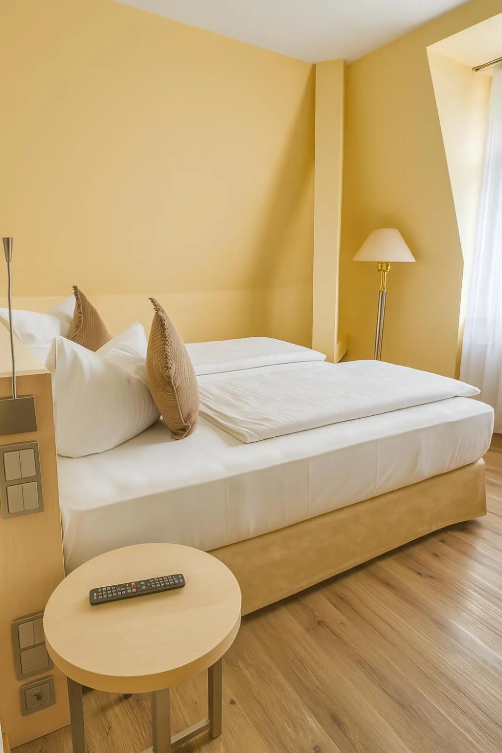 Photo of the whole room in Hotel Villa Noel am Hauptbahnhof