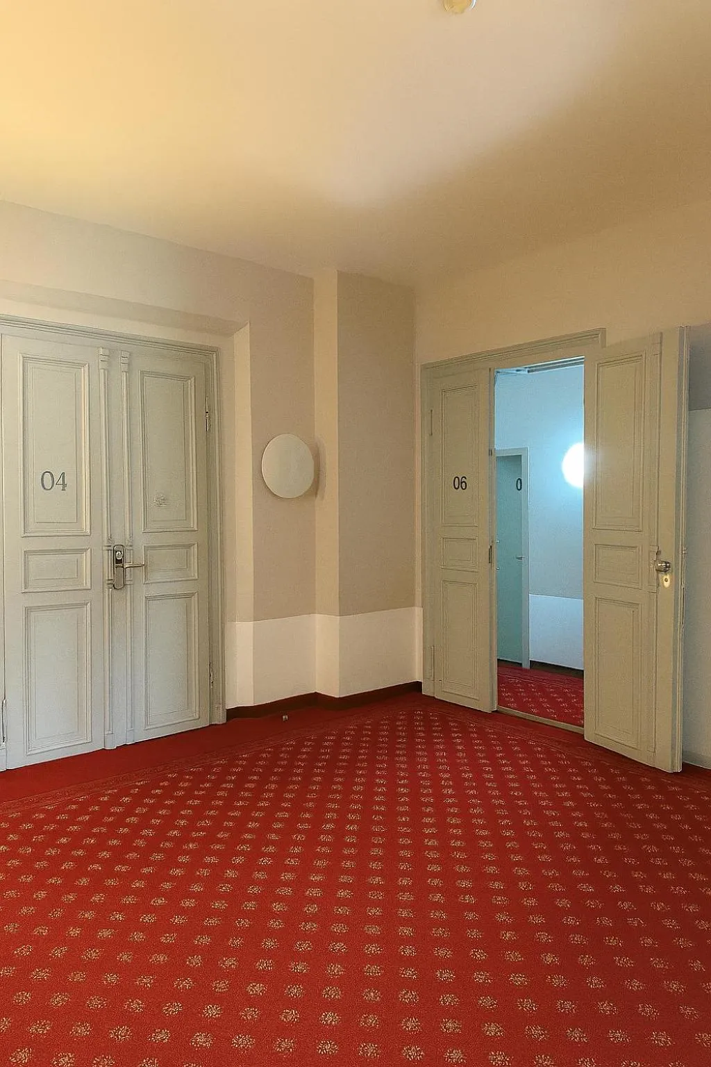 Photo of the whole room in Hotel Villa Noel am Hauptbahnhof