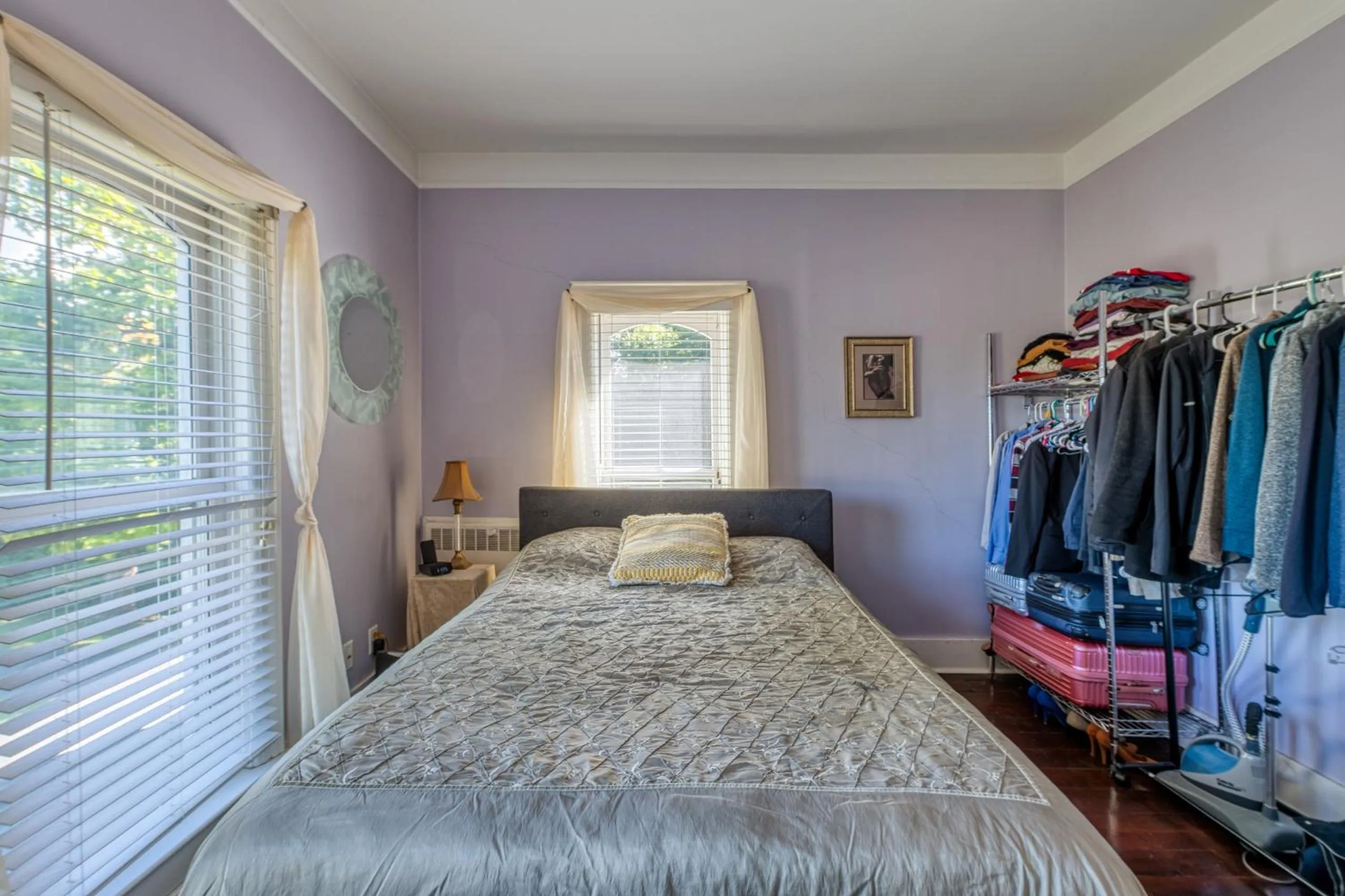 Bedroom, Bed in Monroe Manor Inn