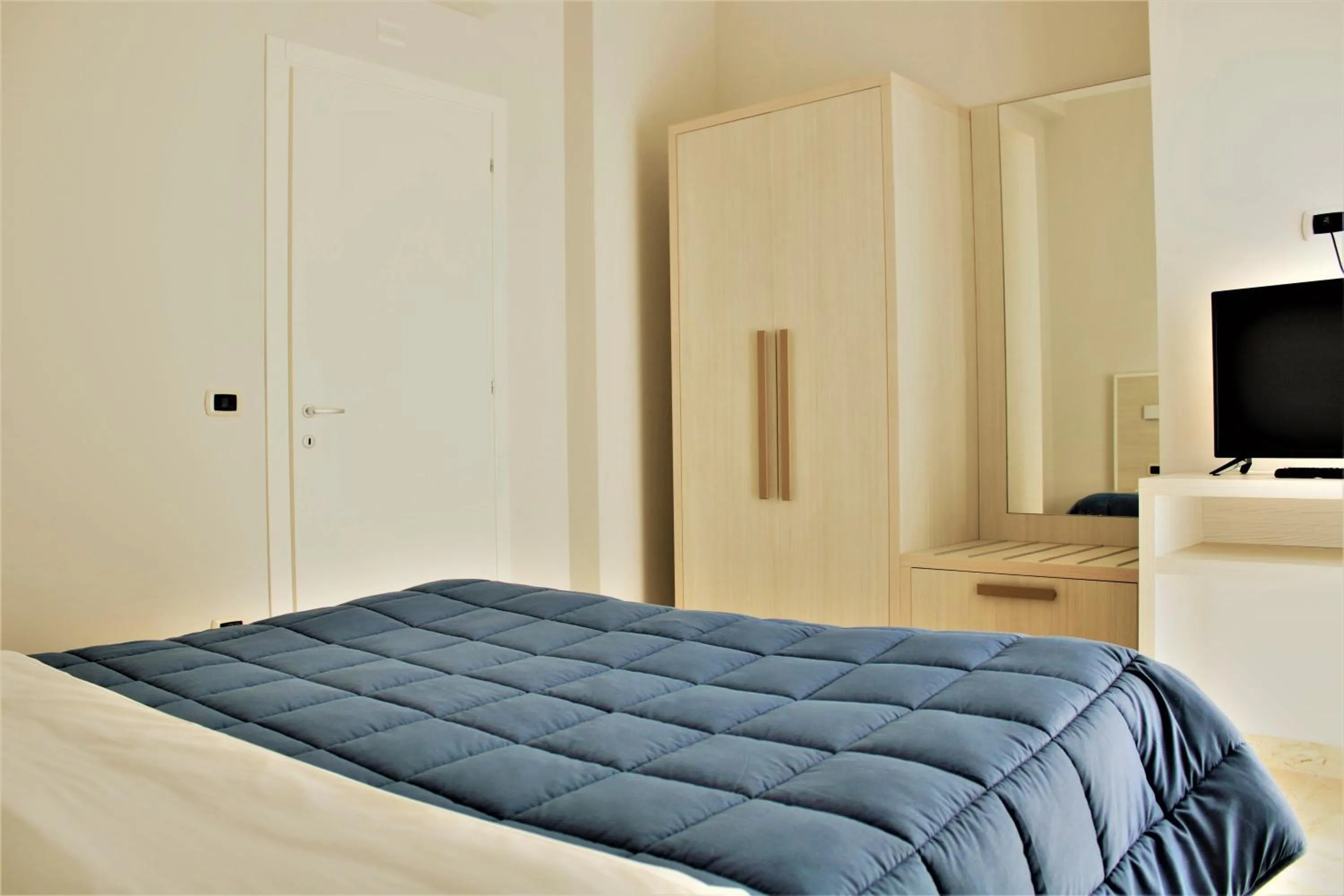 Bedroom, Bed in Zibibbo Beach Apartments - Trapani